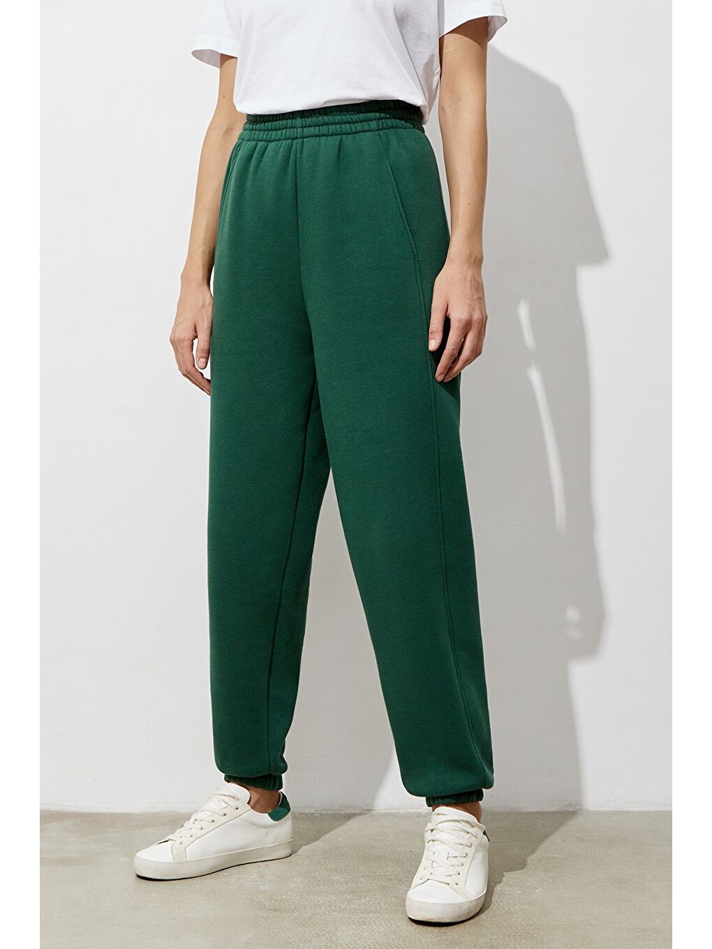 Kadın Koyu Yeşil Comfort Fit Eşofman Altı Mg1353