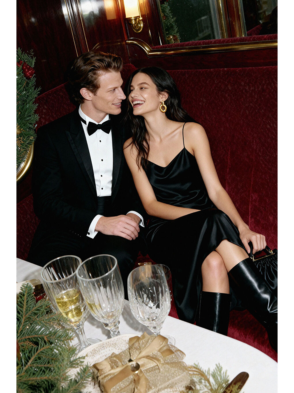 Erkek Siyah Slim Fit Dar Kesim Kırlangıç Yaka Desenli Klasik Smokin Takım-6