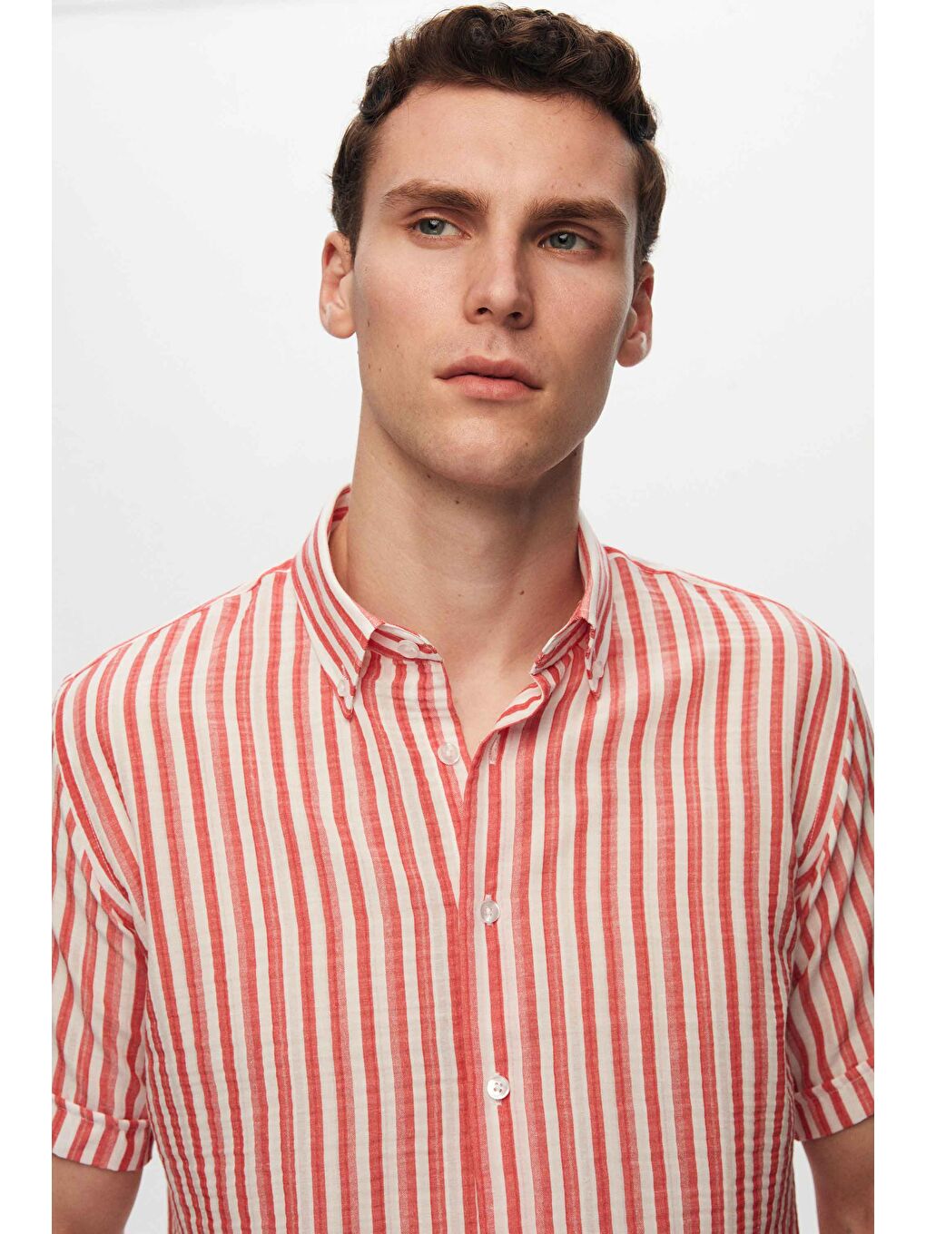 Slim Fit Kırmızı Gofre Çizgili Kısa Kollu Yazlık Gömlek-2