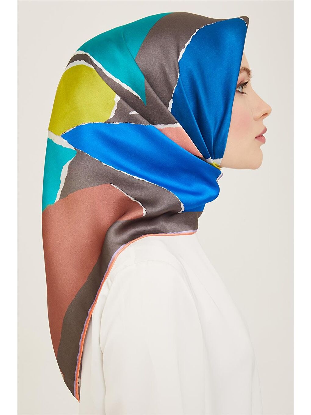 Karışık Geometrik Desenli Twill İpek Eşarp 24Ya9125 83 53-1