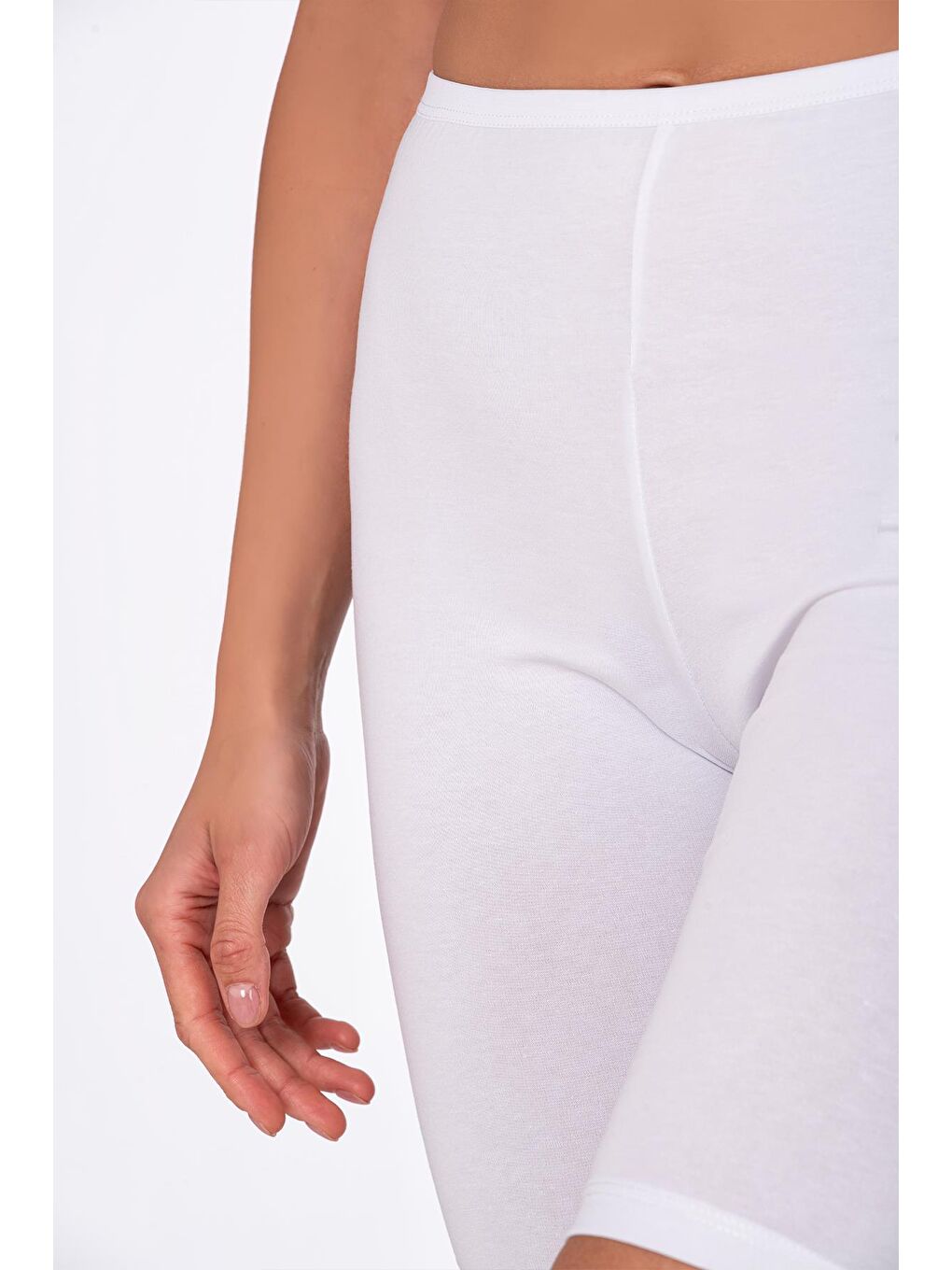 Kadın Elastanlı Süprem Diz Üstü Tayt | Beyaz K0413-3