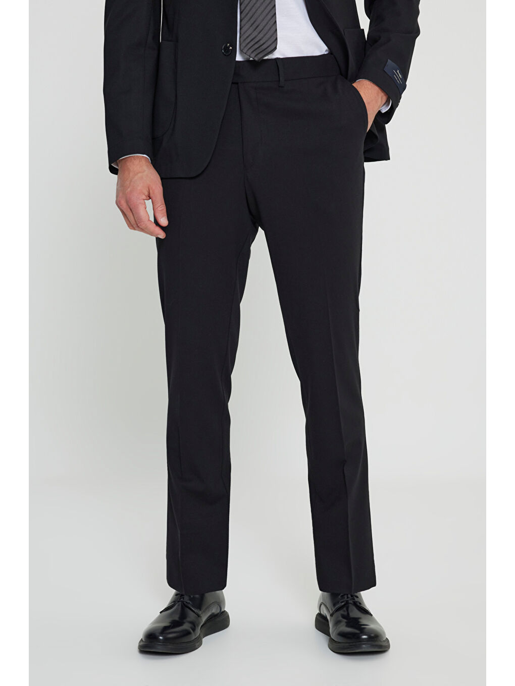 Erkek Siyah Slim Fit Dar Kesim Mono Yaka Yünlü Takım Elbise-6