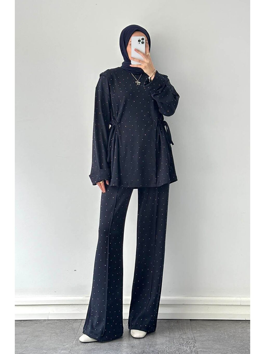 Tünel Detaylı Taşlı Takım Lacivert