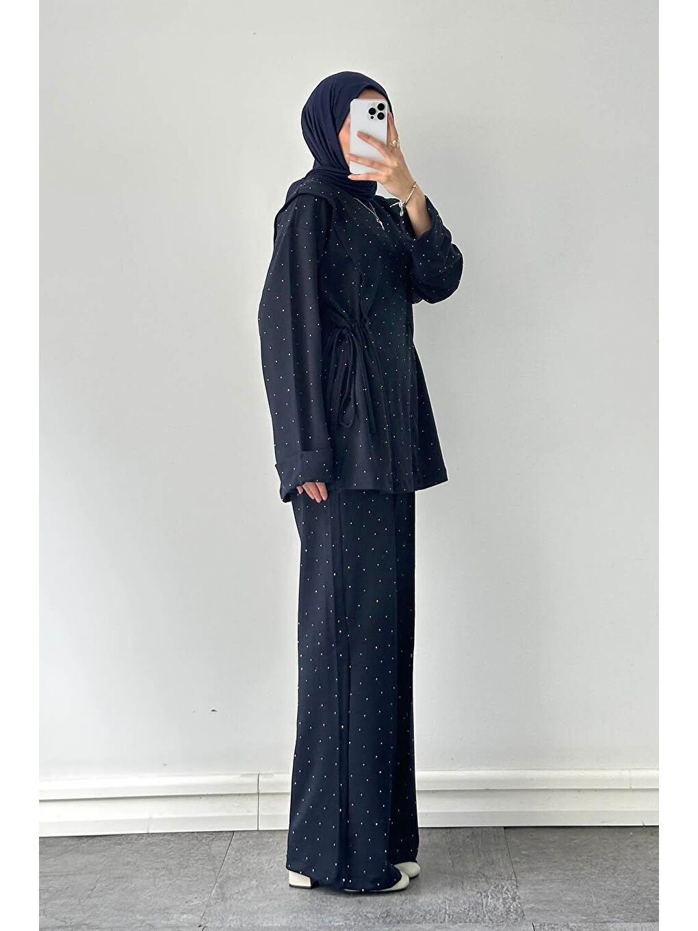 Tünel Detaylı Taşlı Takım Lacivert-1