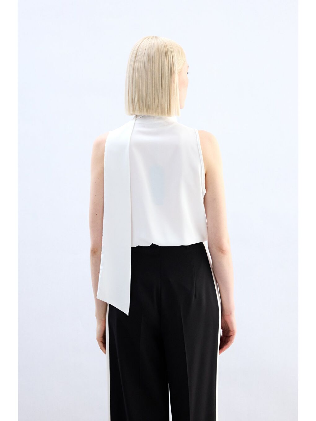 Dantel Detaylı Bodysuit Bluz - Ekru-6