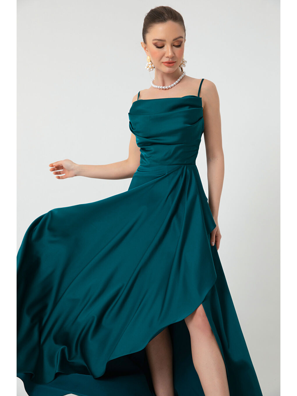 Kadın Petrol Volanlı Yırtmaçlı Saten Abiye & Mezuniyet Elbisesi-1