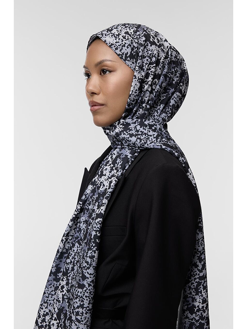 Siyah Daily Print Şal Safari Desenli-2