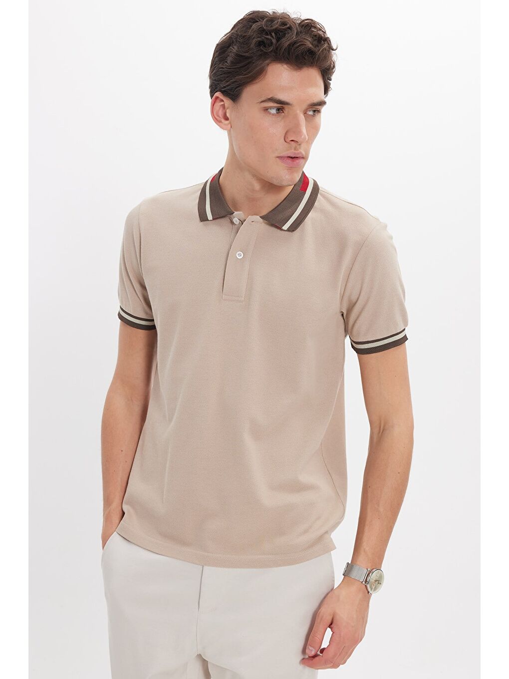 Erkek Slim Fit Dar Kesim %100 Pamuk Düz Pike Yaka Ve Kol Detaylı Bej Polo Yaka Tişört
