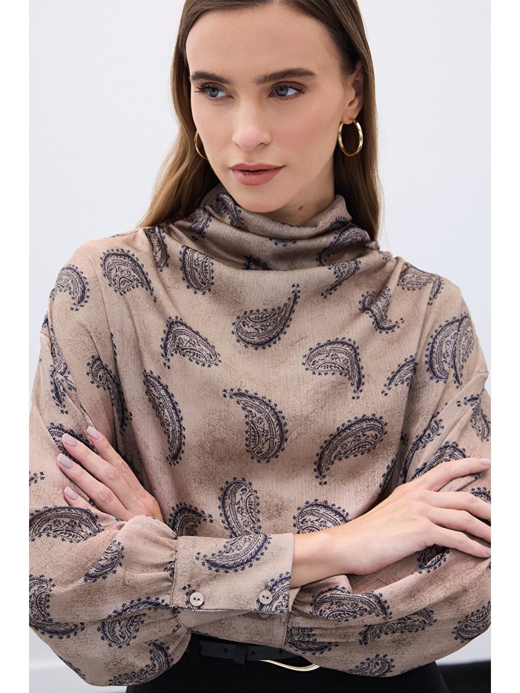 Bej Degaje Yaka Desenli Bluz - Vizon-3