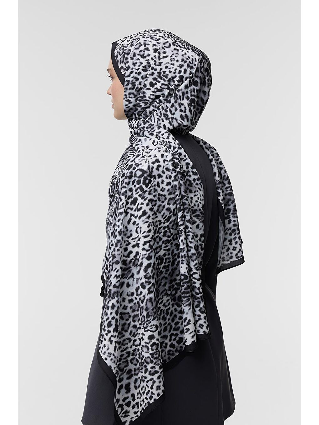 Siyah Daily Print Şal Black Leopard Desenli-5