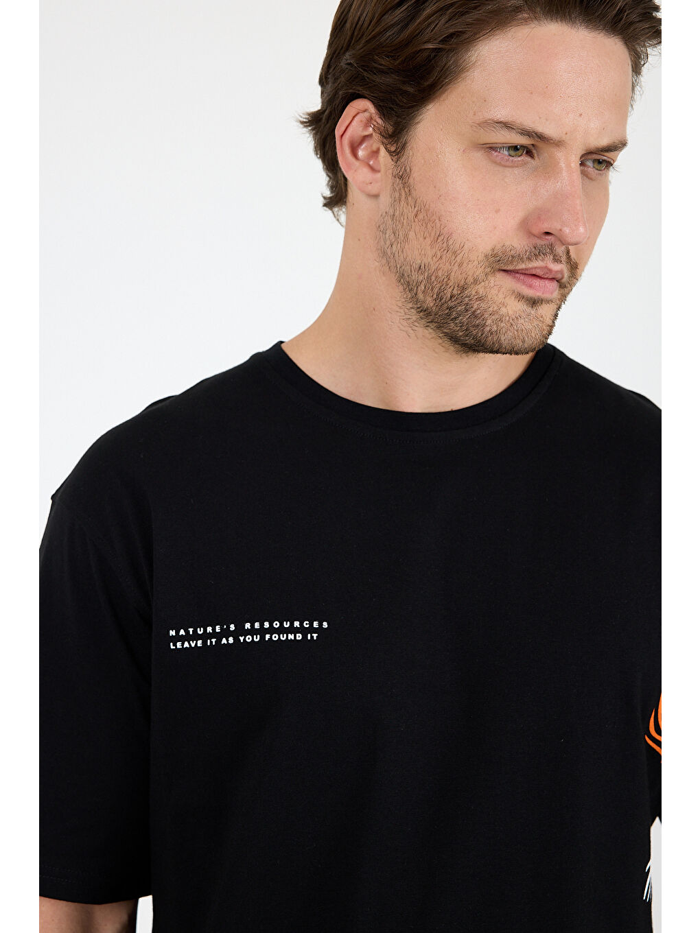 Siyah Bisiklet Yaka Baskılı Penye Erkek %100 Pamuk Tişört-3