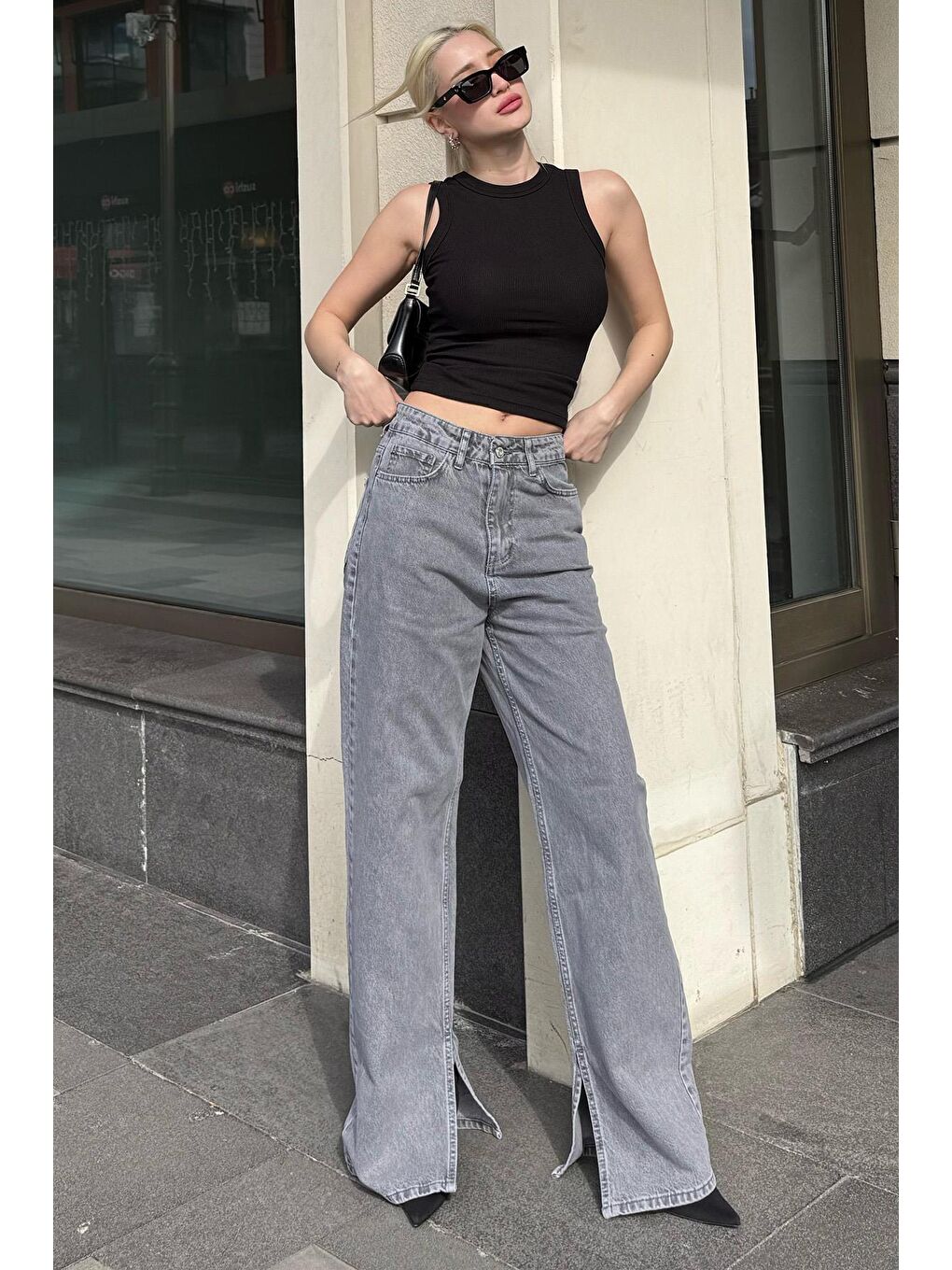 Gri Yüksek Bel Paçası Yırtmaçlı Kadın Jean Mg1384-1