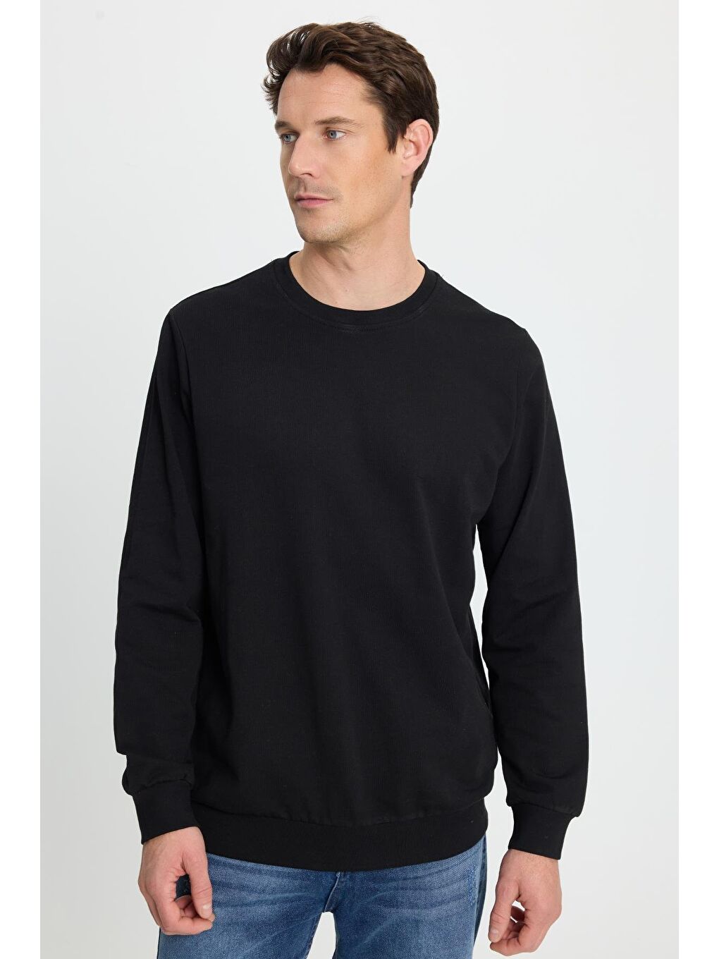 Erkek Relax Fit Rahat Kesim %100 Pamuk 2 İplik Bisiklet Yaka Siyah Sweatshirt-3