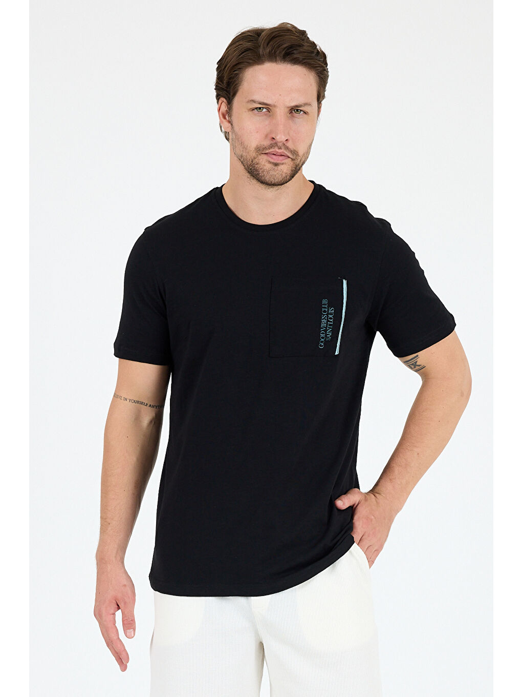 Siyah Bisiklet Yaka Baskılı Penye Erkek %100 Pamuk Tişört-1