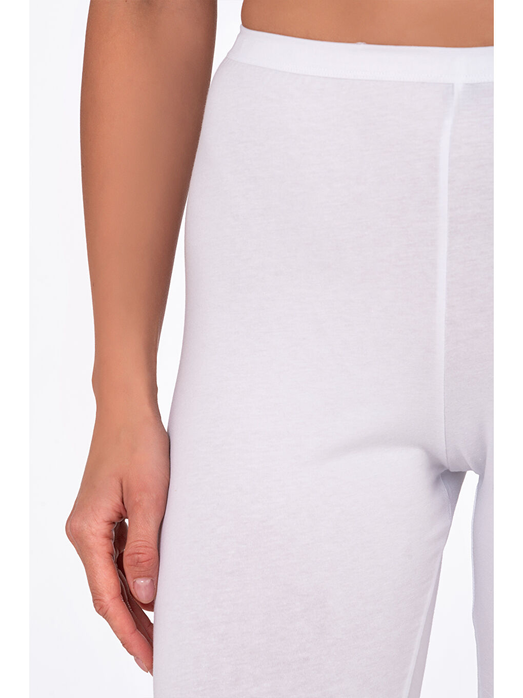Kadın Elastanlı Süprem Düz Kapri Tayt | Beyaz K0458-2