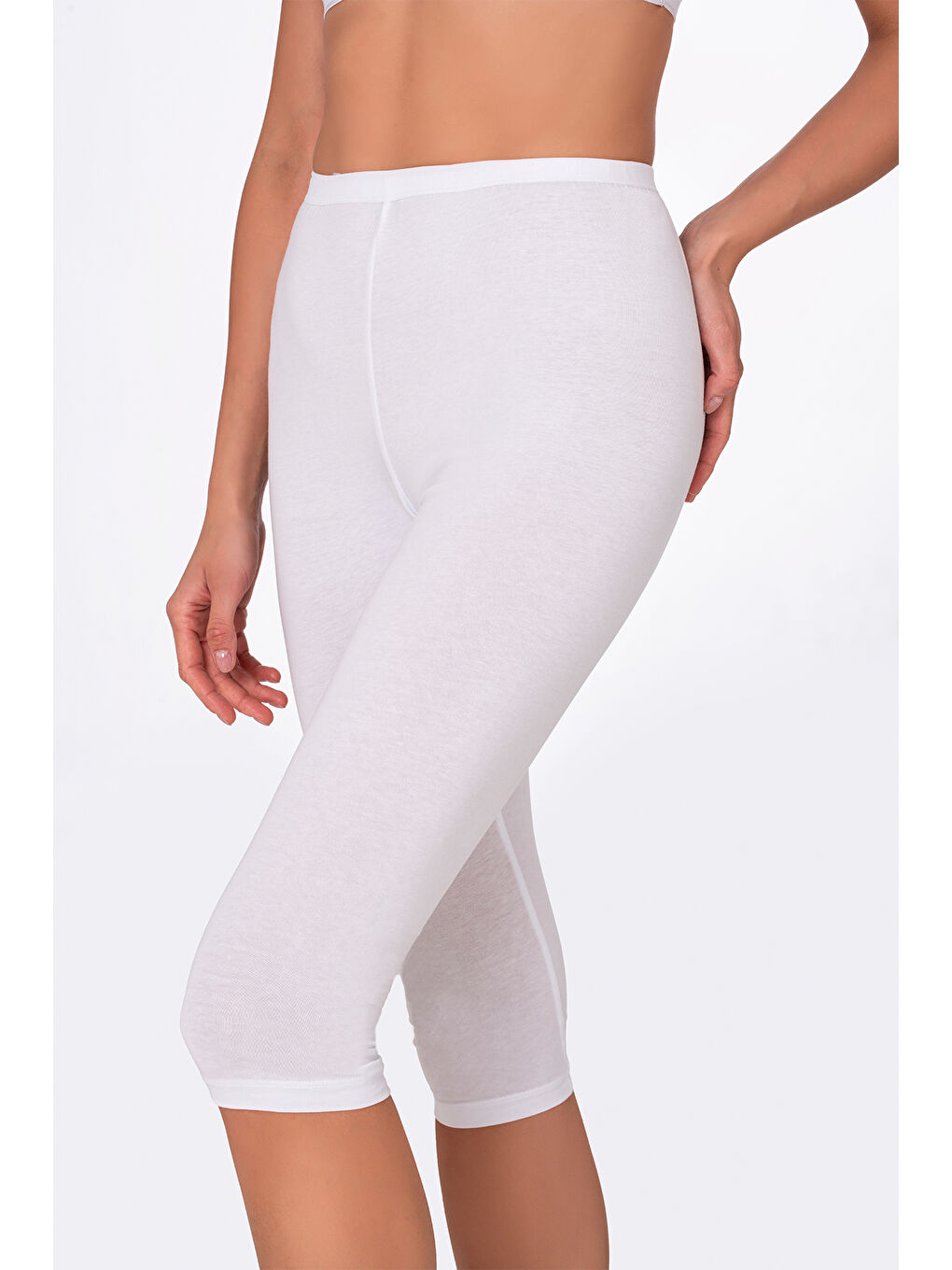 Kadın Elastanlı Süprem Düz Kapri Tayt | Beyaz K0458-3