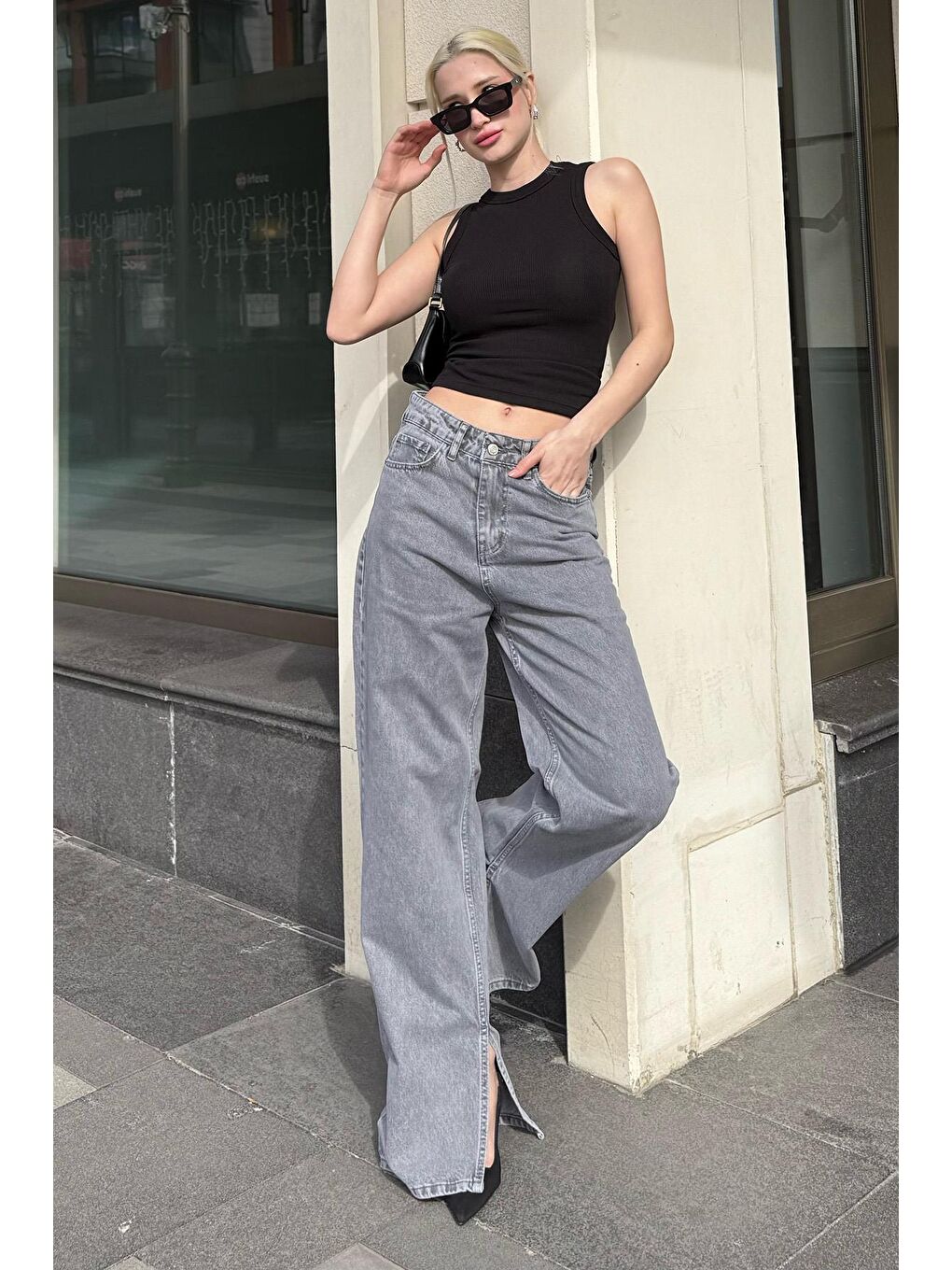 Gri Yüksek Bel Paçası Yırtmaçlı Kadın Jean Mg1384-6