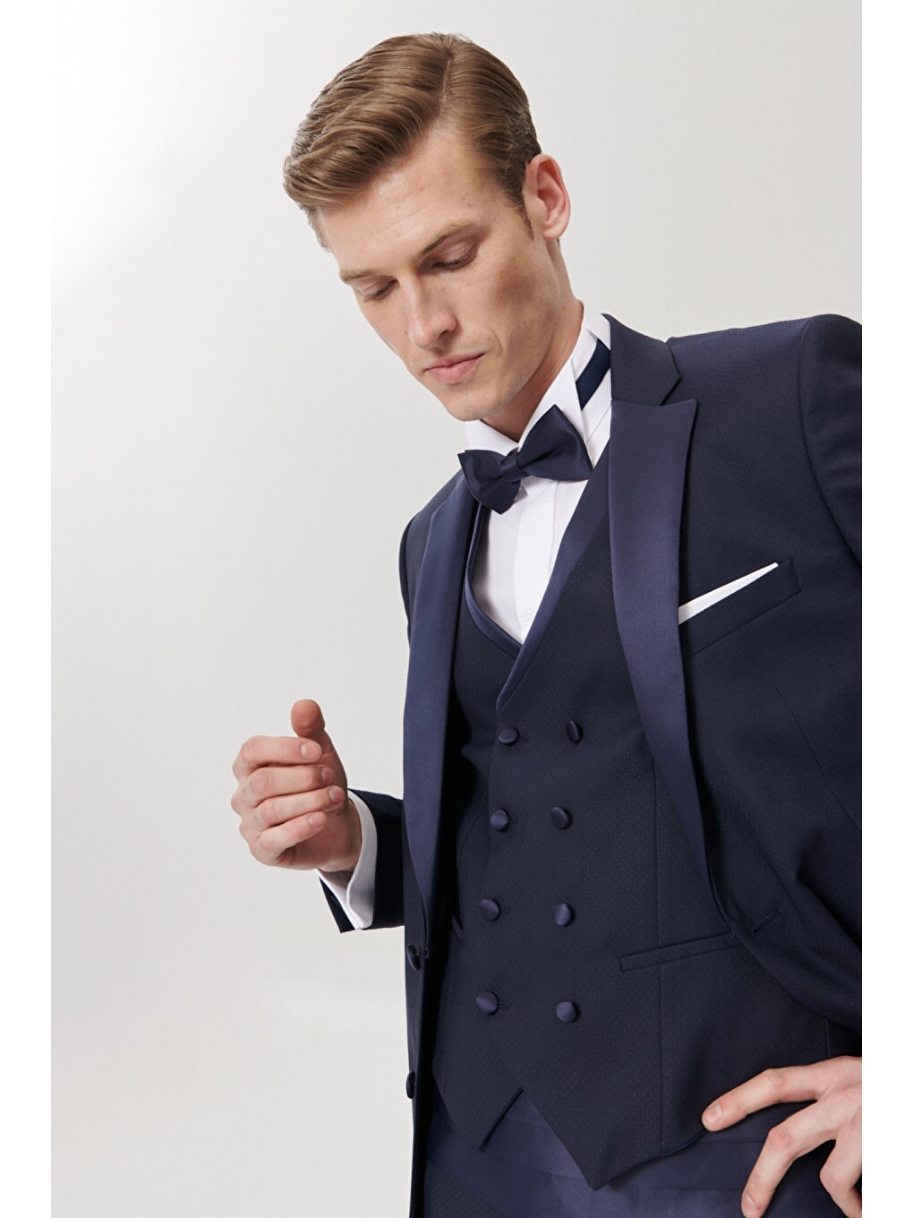 Erkek Lacivert Slim Fit Yelekli Smokin Damatlık-1