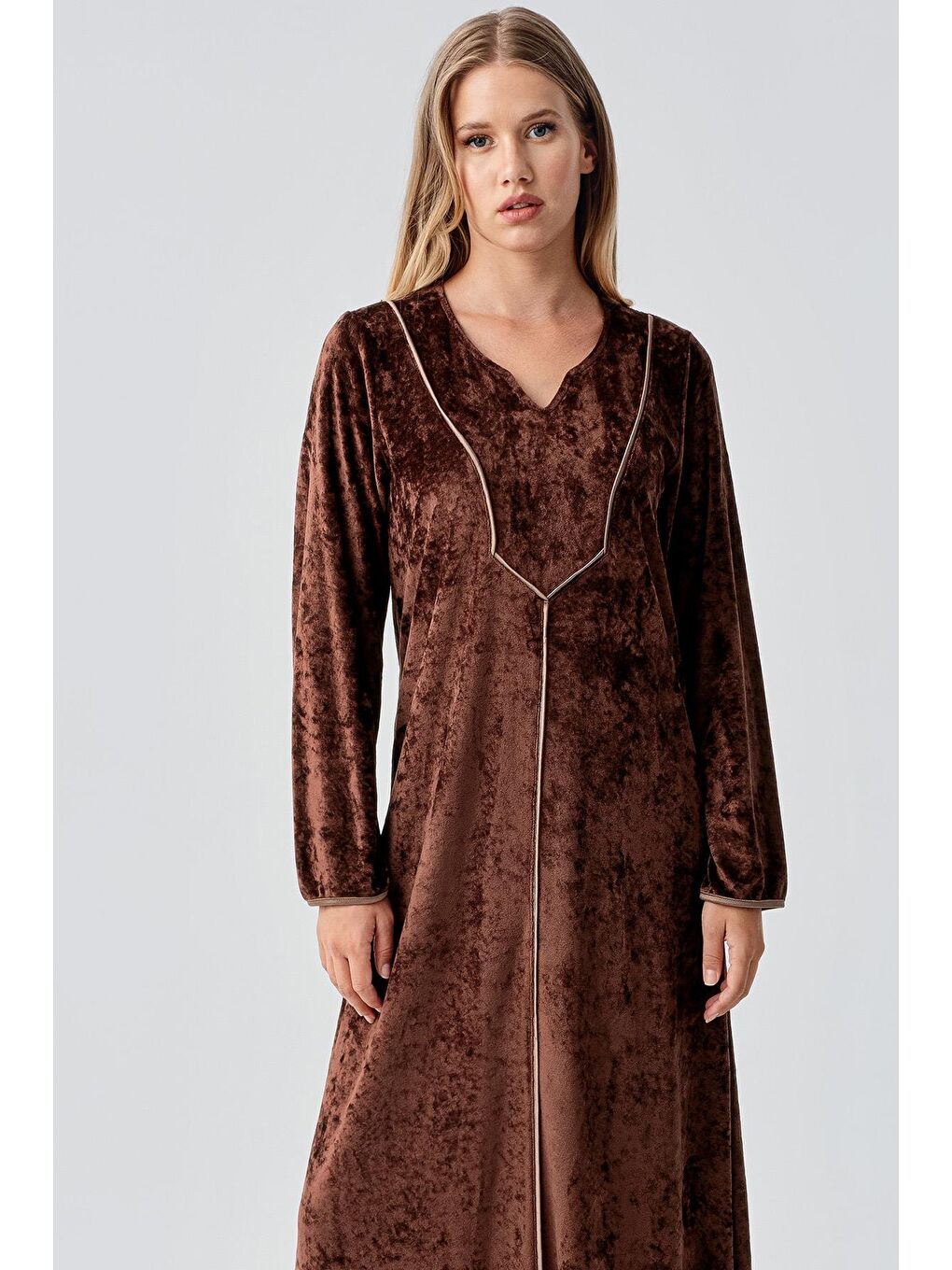 Kahverengi Uzun Kollu Esnek Kadife Viskoz Elbise 21117-2