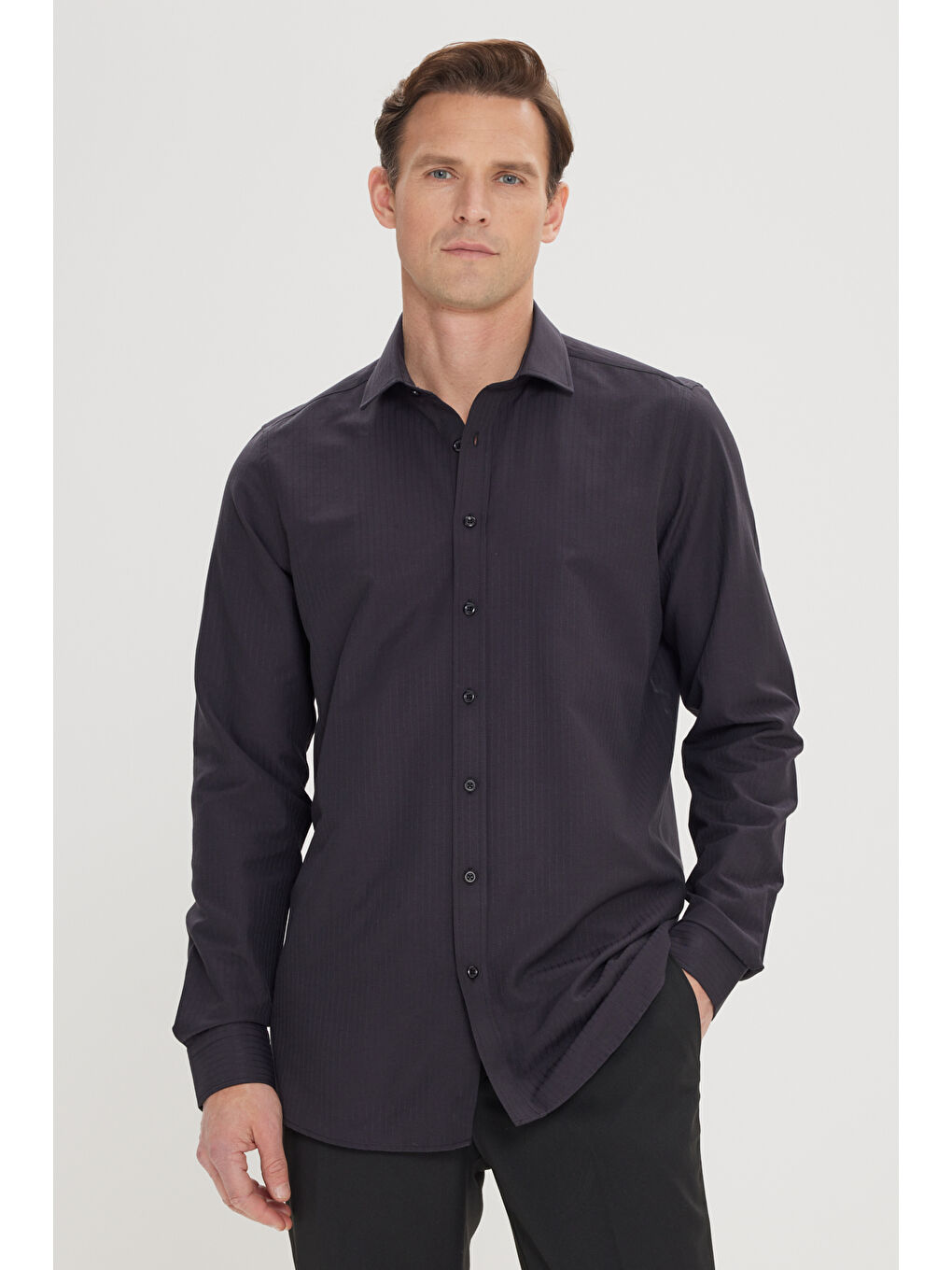 Erkek Siyah Pamuklu Slim Fit Dar Kesim Klasik Yaka Çizgili Gömlek-2