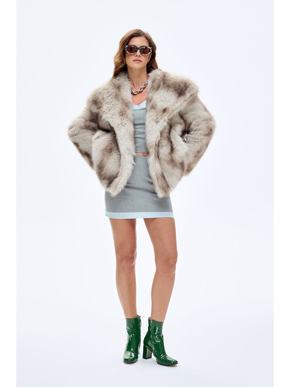 Bej Kruvaze Yaka Kürk Kaban Vizon-2