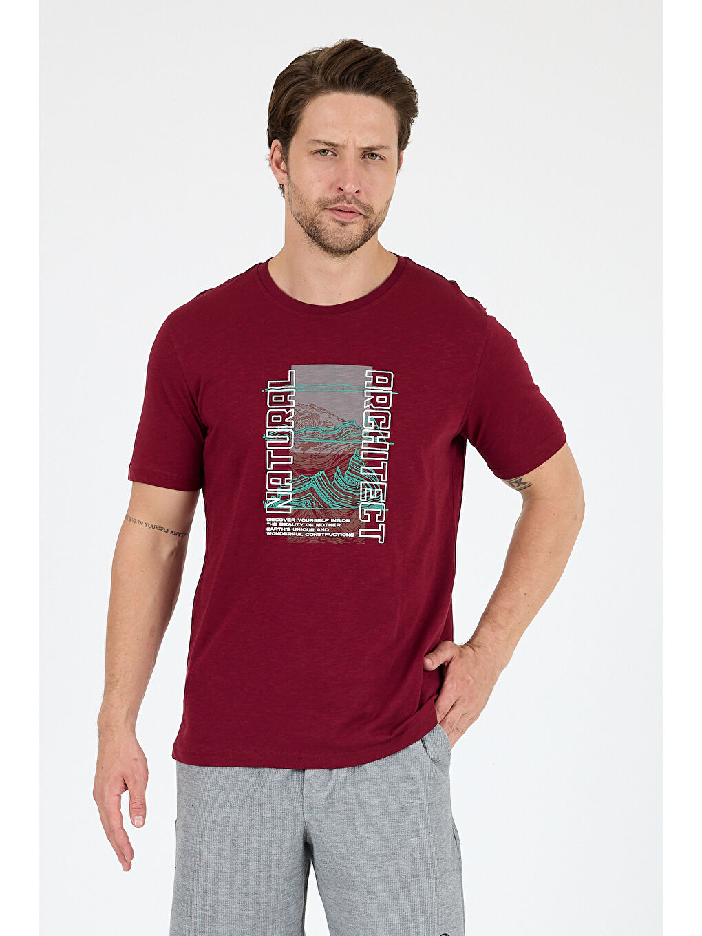 Bordo Bisiklet Yaka Baskılı Penye Erkek %100 Pamuk Tişört-1