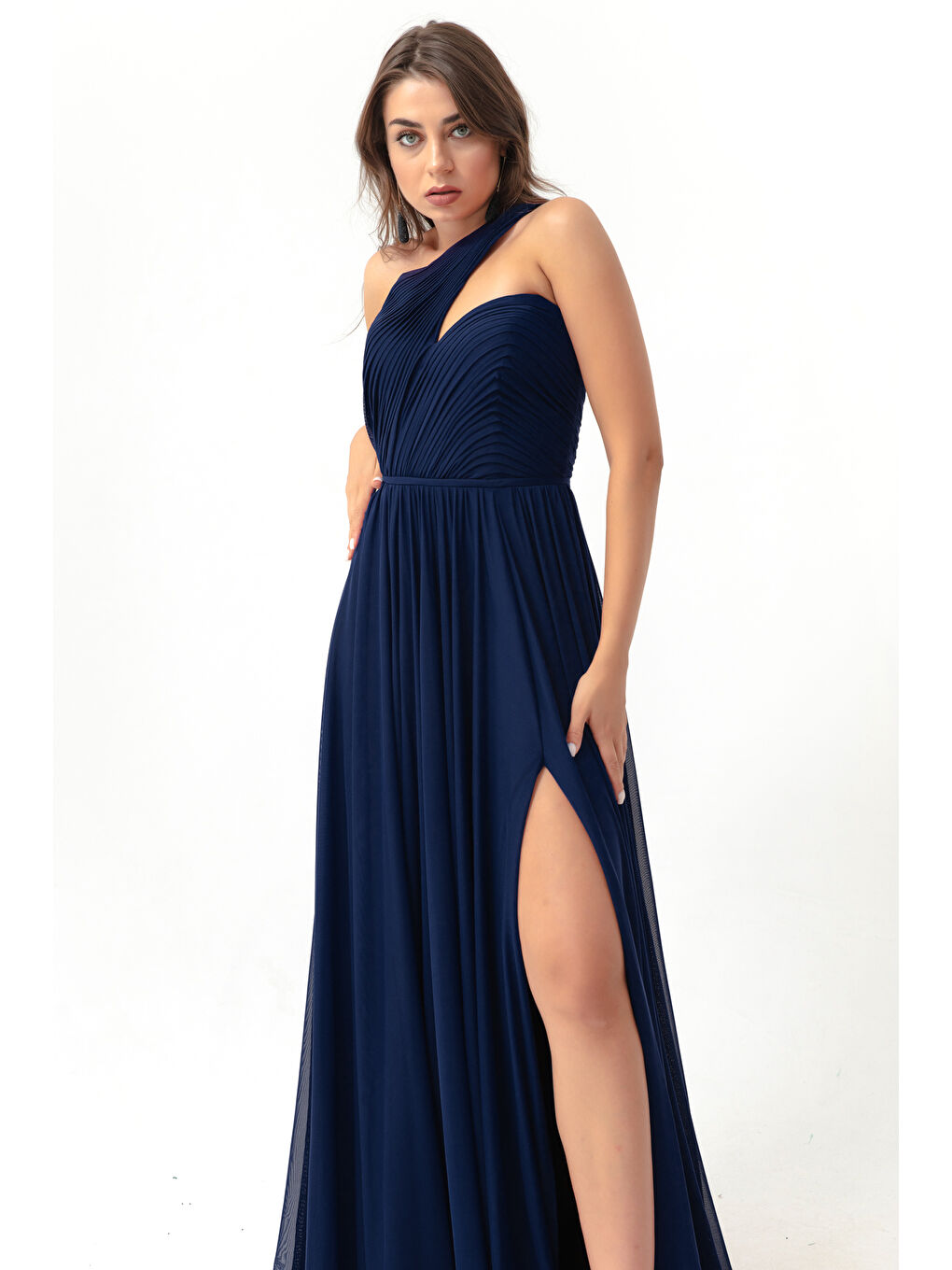Kadın Lacivert Tek Omuz Yırtmaçlı Uzun Abiye Elbise-1
