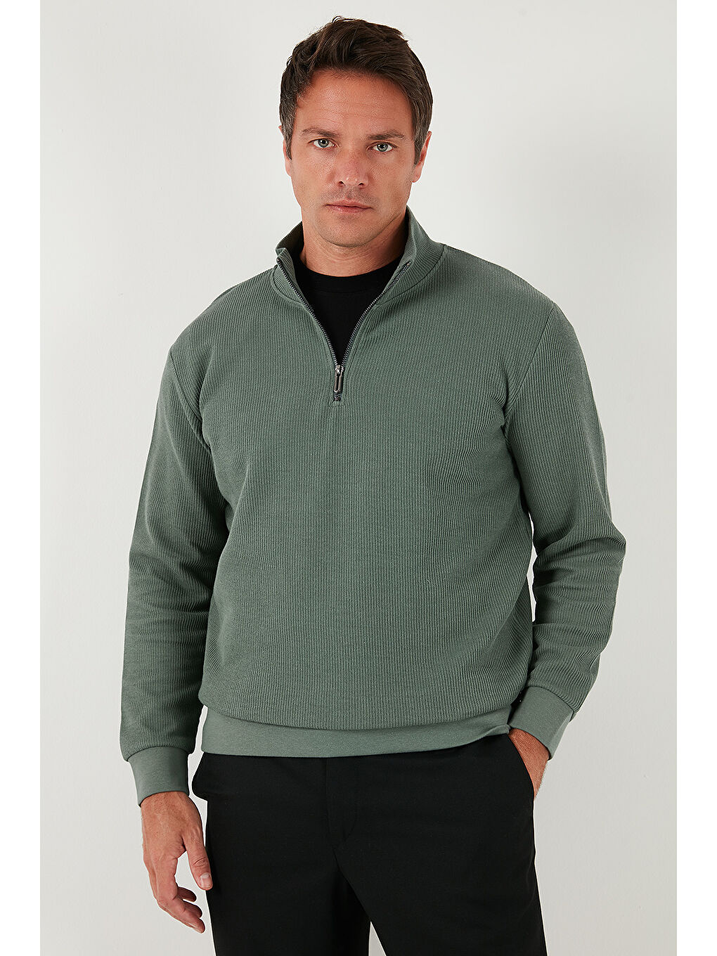 Haki Pamuklu Regular Fit Yarım Fermuarlı Dik Yaka Erkek Sweat 5905716-3
