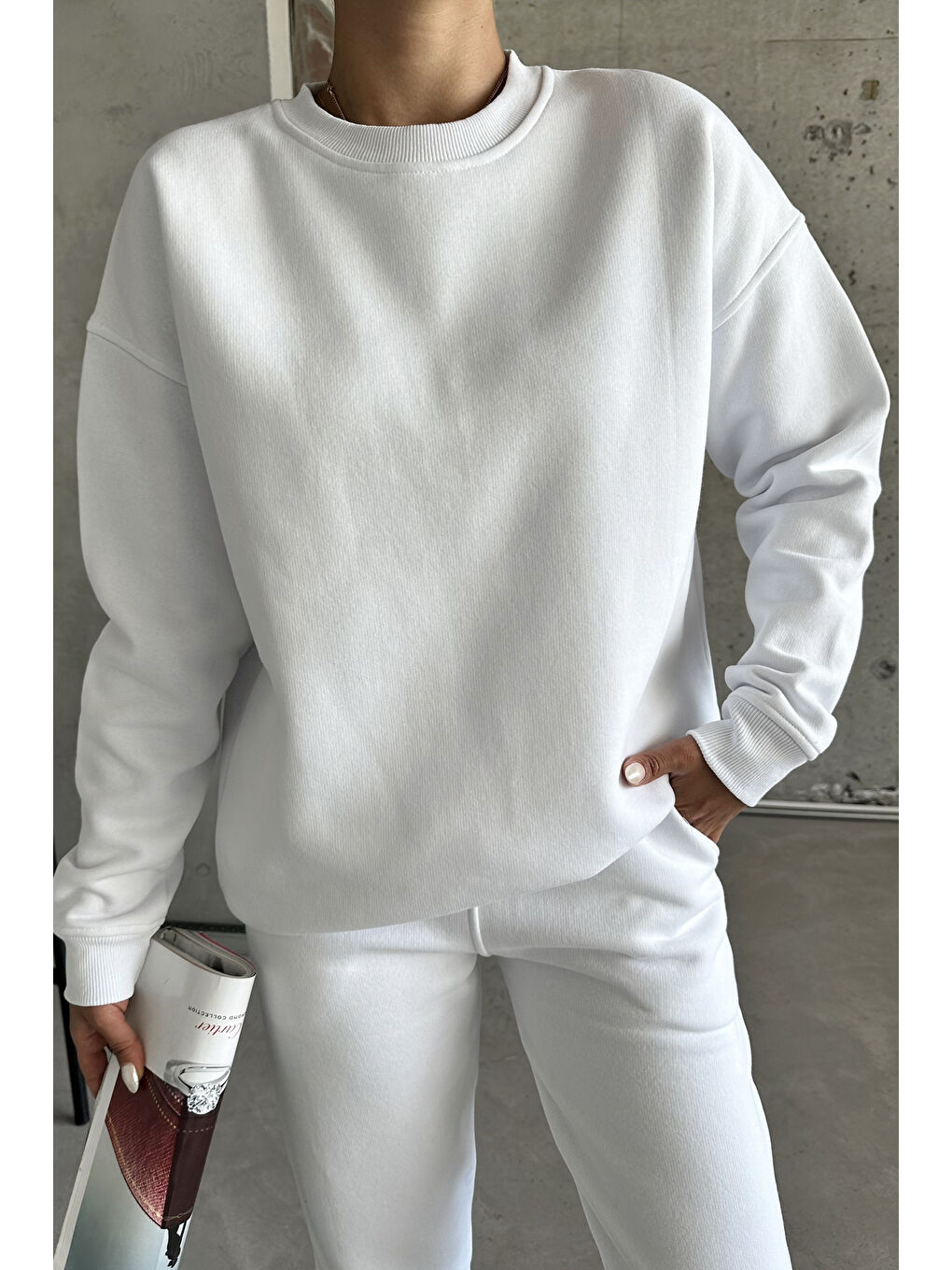 Kadın Erkek Beyaz Bisiklet Yaka Düz Oversize Alt-Üst Eşofman Takımı-2