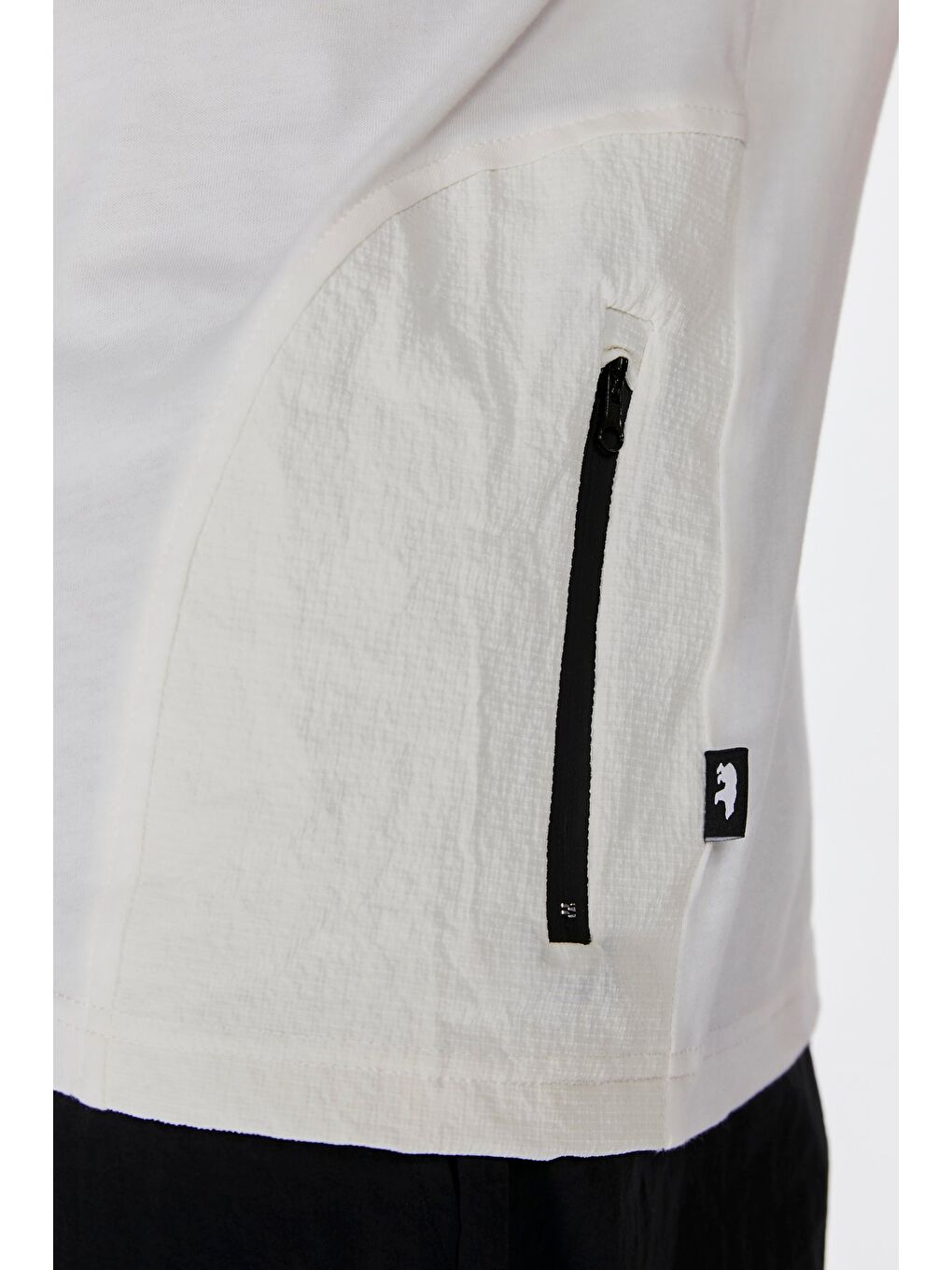 Beyaz Tobias Marshall Erkek Tişört-4