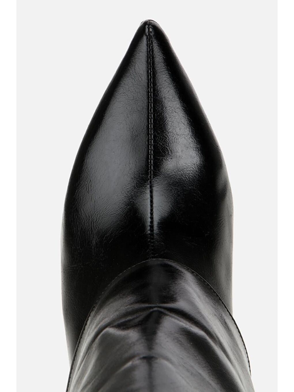 Kadın Rugan Siyah Kırışık Görünümlü Topuklu Çizme-4