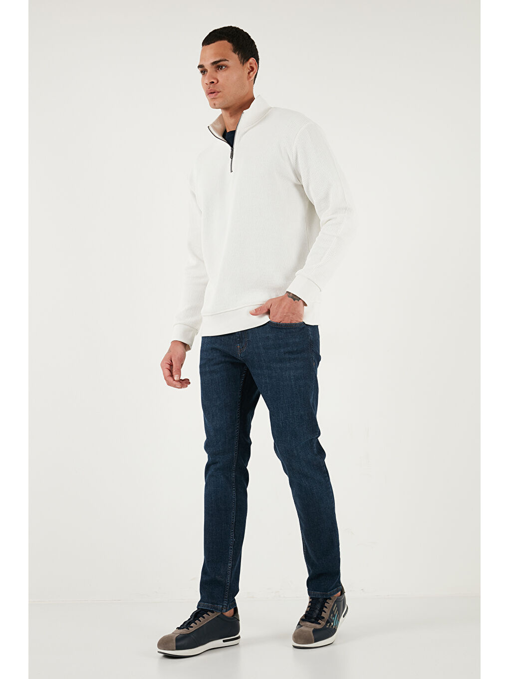 Ekru Pamuklu Regular Fit Yarım Fermuarlı Dik Yaka Erkek Sweat 5905716-5