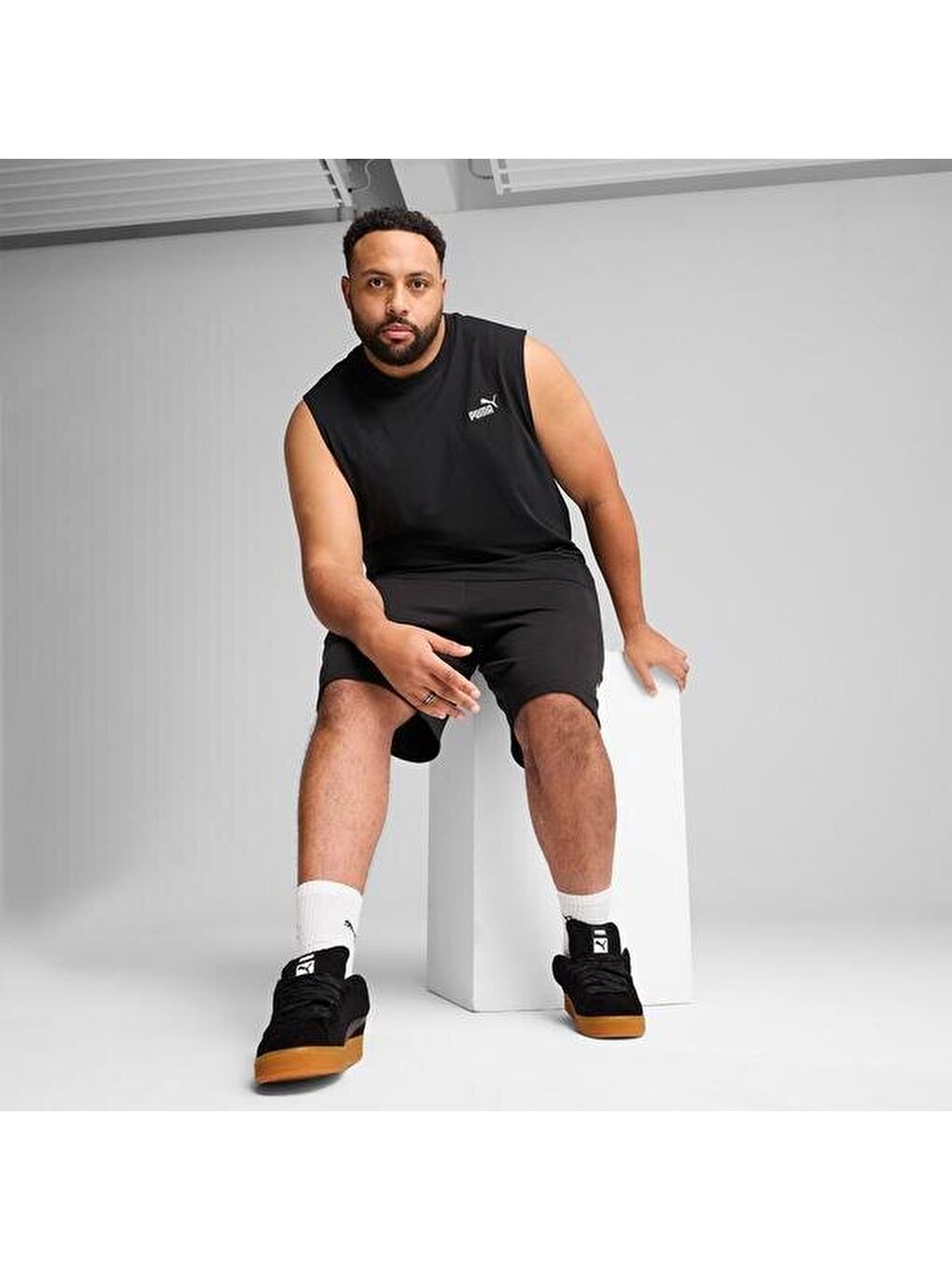 Essentials Erkek Siyah Yuvarlak Yaka Atlet