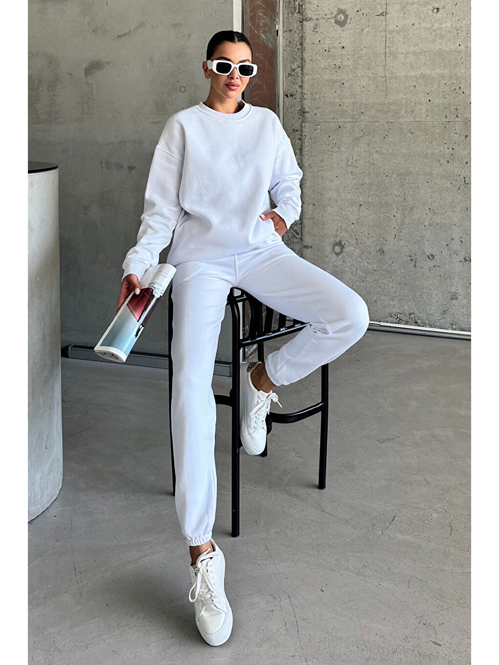 Kadın Erkek Beyaz Bisiklet Yaka Düz Oversize Alt-Üst Eşofman Takımı-7