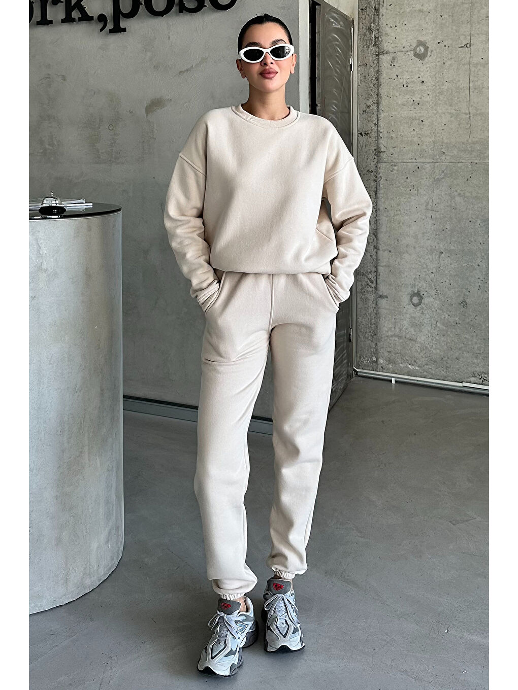 Kadın Erkek Bej Bisiklet Yaka Düz Oversize Alt-Üst Eşofman Takımı-3