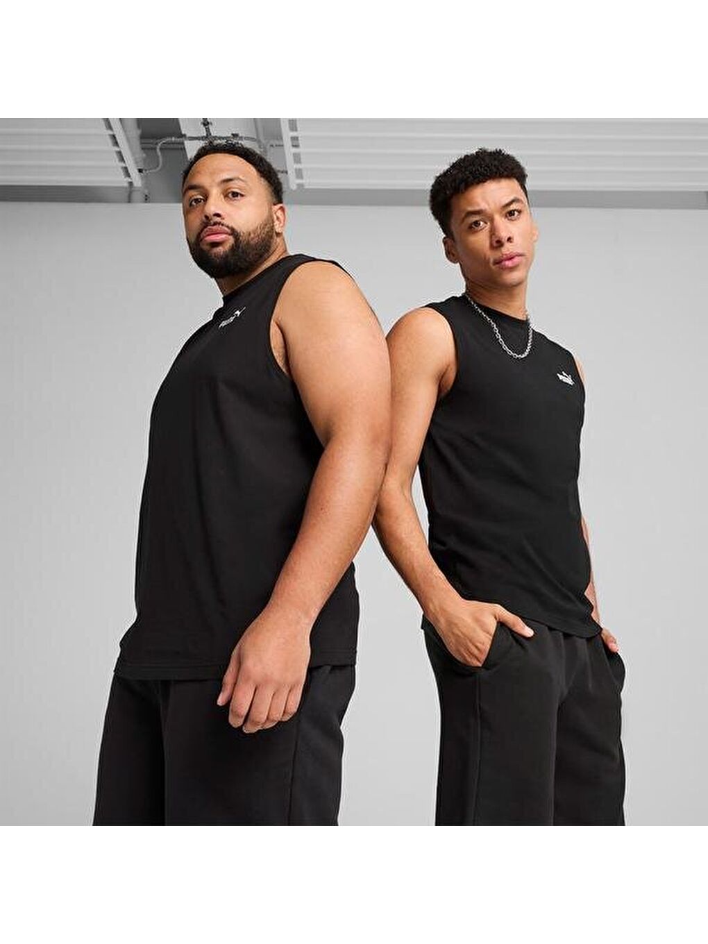 Essentials Erkek Siyah Yuvarlak Yaka Atlet-3