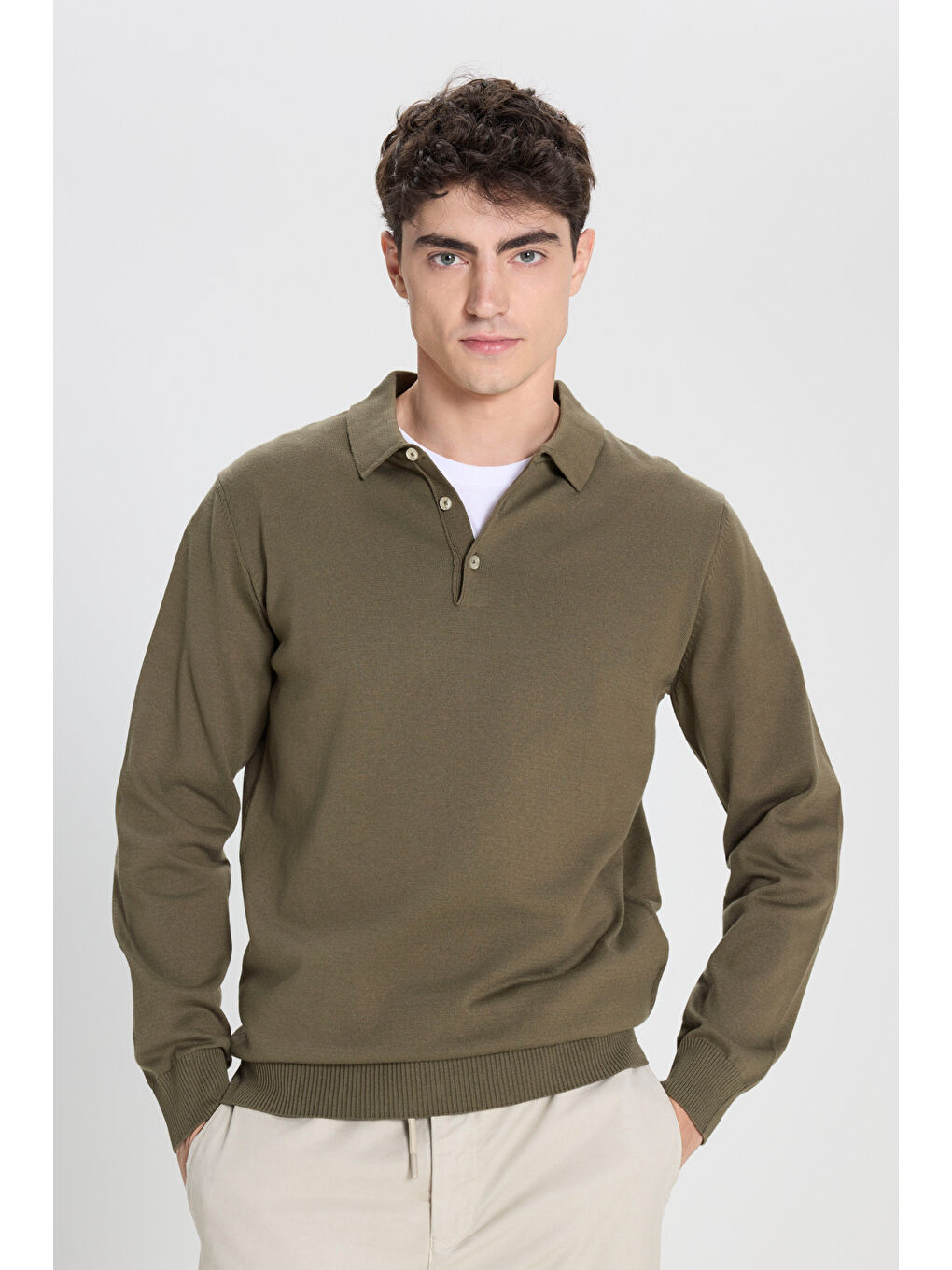 Erkek Haki Pamuklu Standart Fit Normal Kesim Polo Yaka Triko Kazak