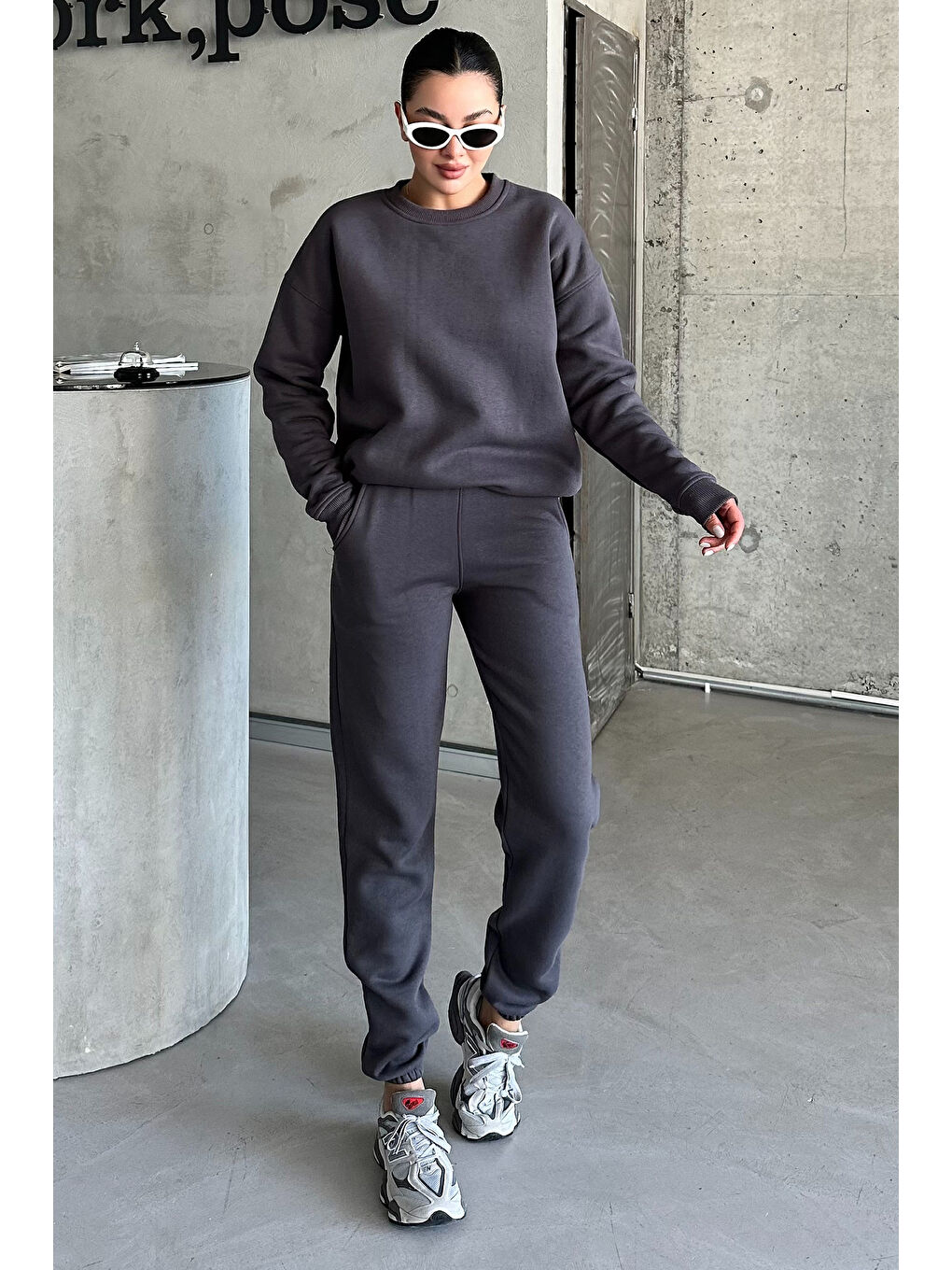 Kadın Erkek Antrasit Bisiklet Yaka Düz Oversize Alt-Üst Eşofman Takımı-4