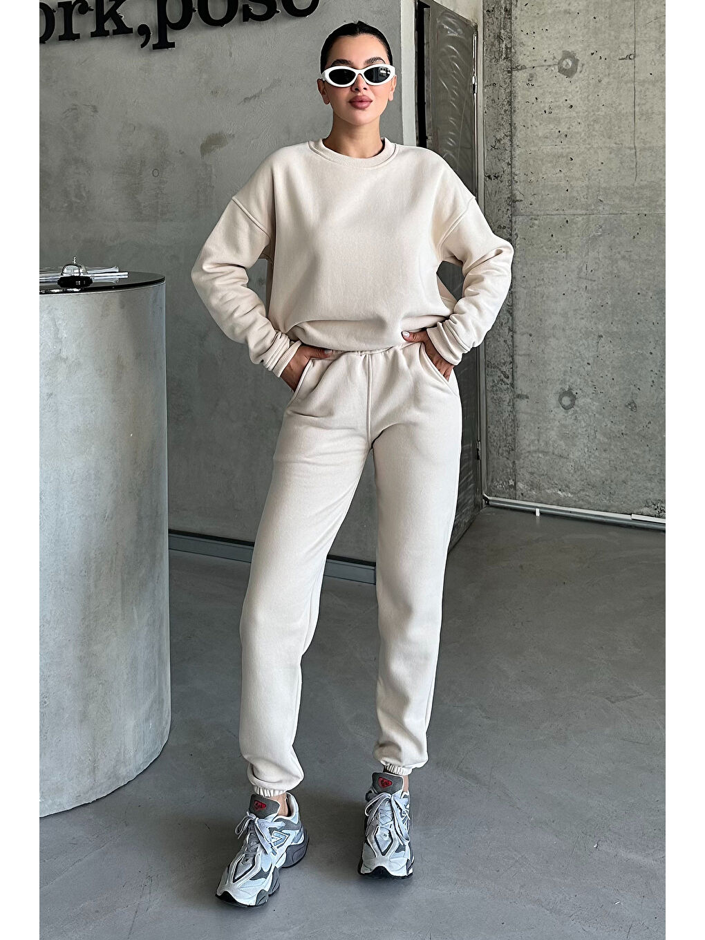 Kadın Erkek Bej Bisiklet Yaka Düz Oversize Alt-Üst Eşofman Takımı-5