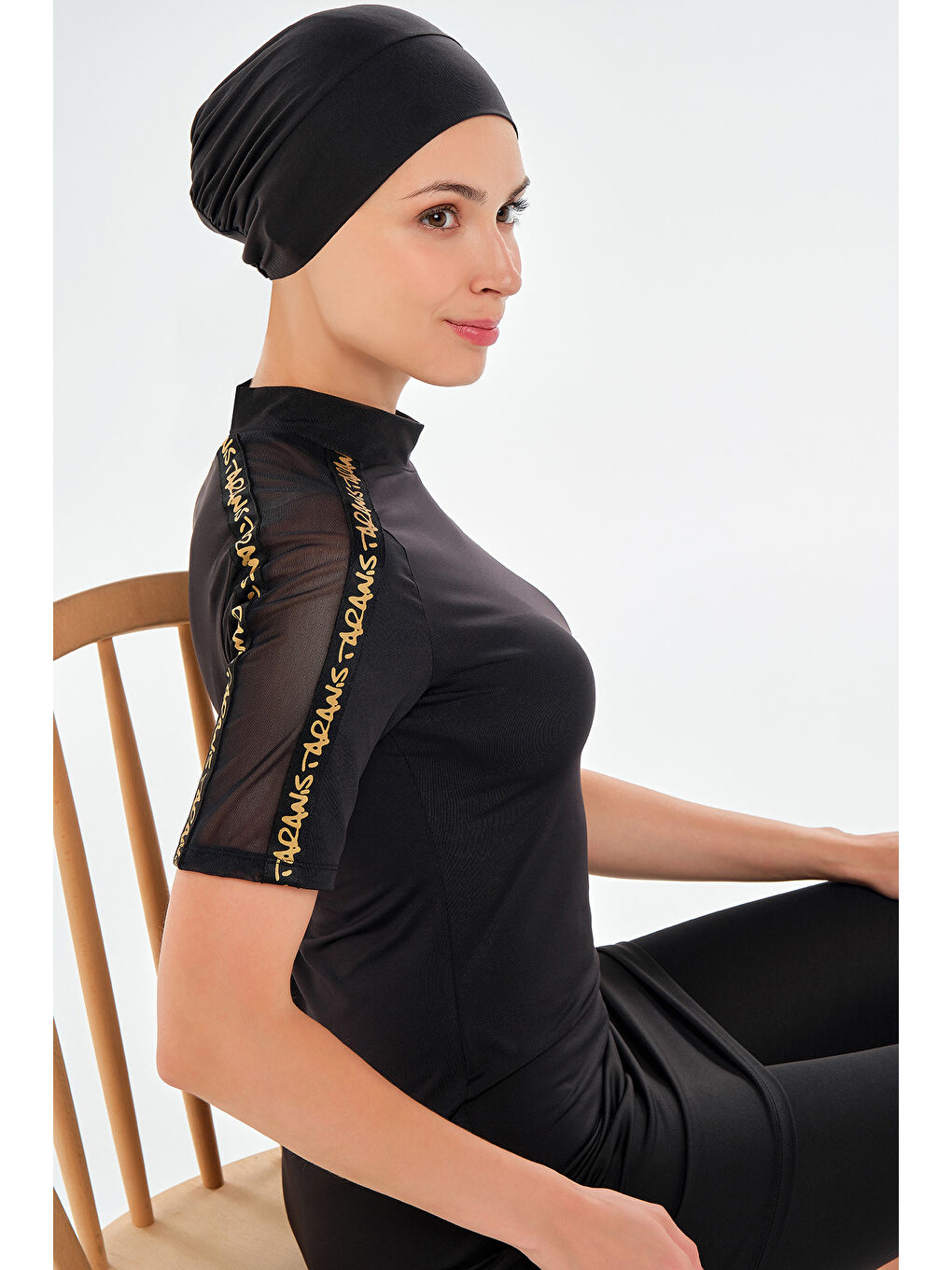 UV Korumalı Yarı Kapalı Tesettür Mayo 1604 Siyah08-3