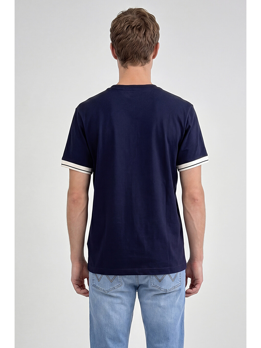 Lacivert %100 Pamuk Relaxed Fit Rahat Kesim Bisiklet Yaka Logo Detaylı Tişört-4