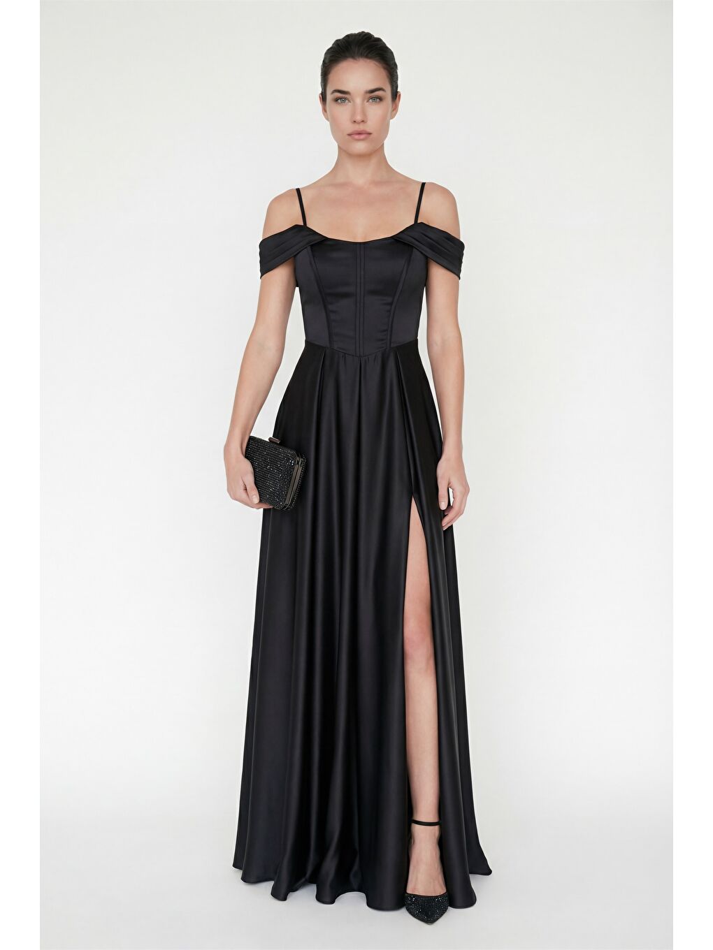 Kadın Siyah Dar Kalıp Balen Korse Detay Yırtmaçlı Uzun Saten Abiye