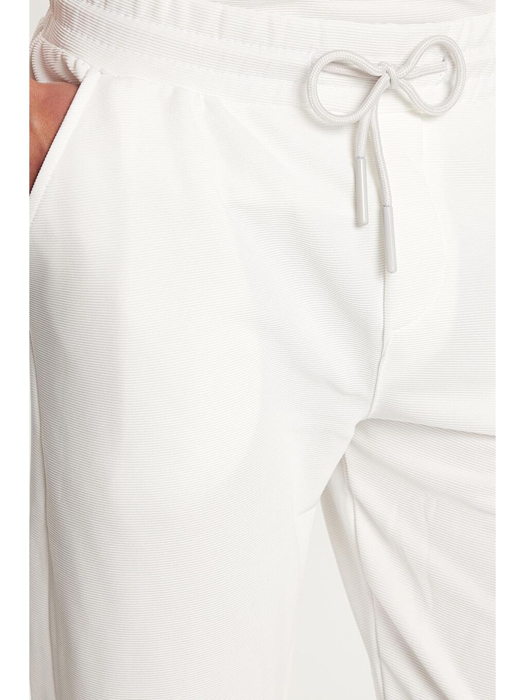 Erkek Standart Fit Pamuklu Fermuarlı Polo Yaka Beli Bağcıklı Beyaz Eşofman Takımı-3