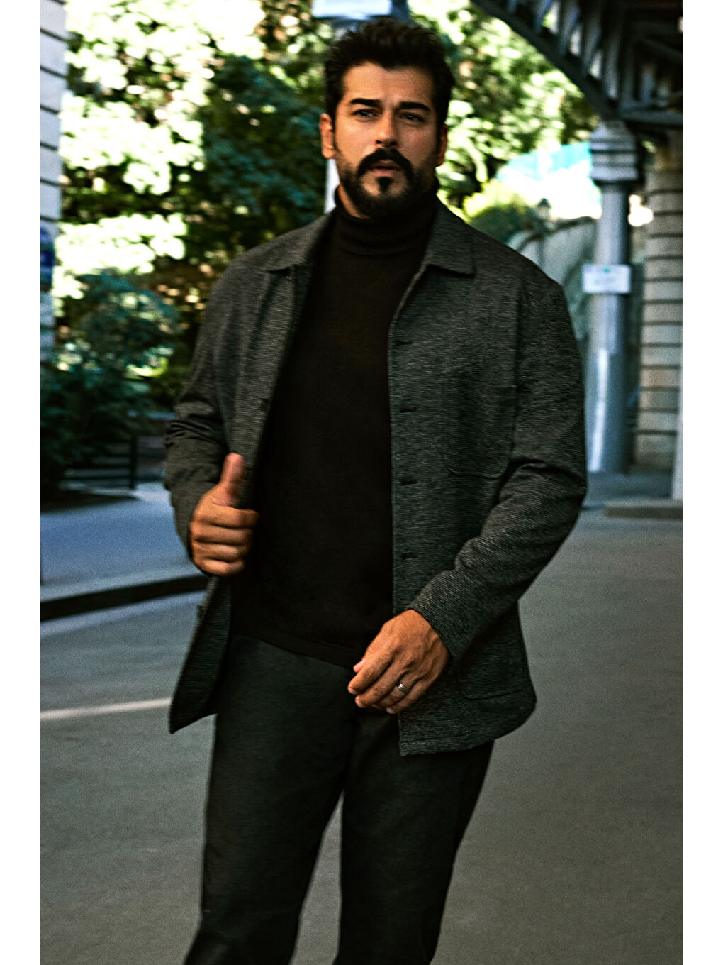 Erkek Siyah Comfort Fit Rahat Kesim Gömlek Yaka Desenli Torba Cepli Ceket