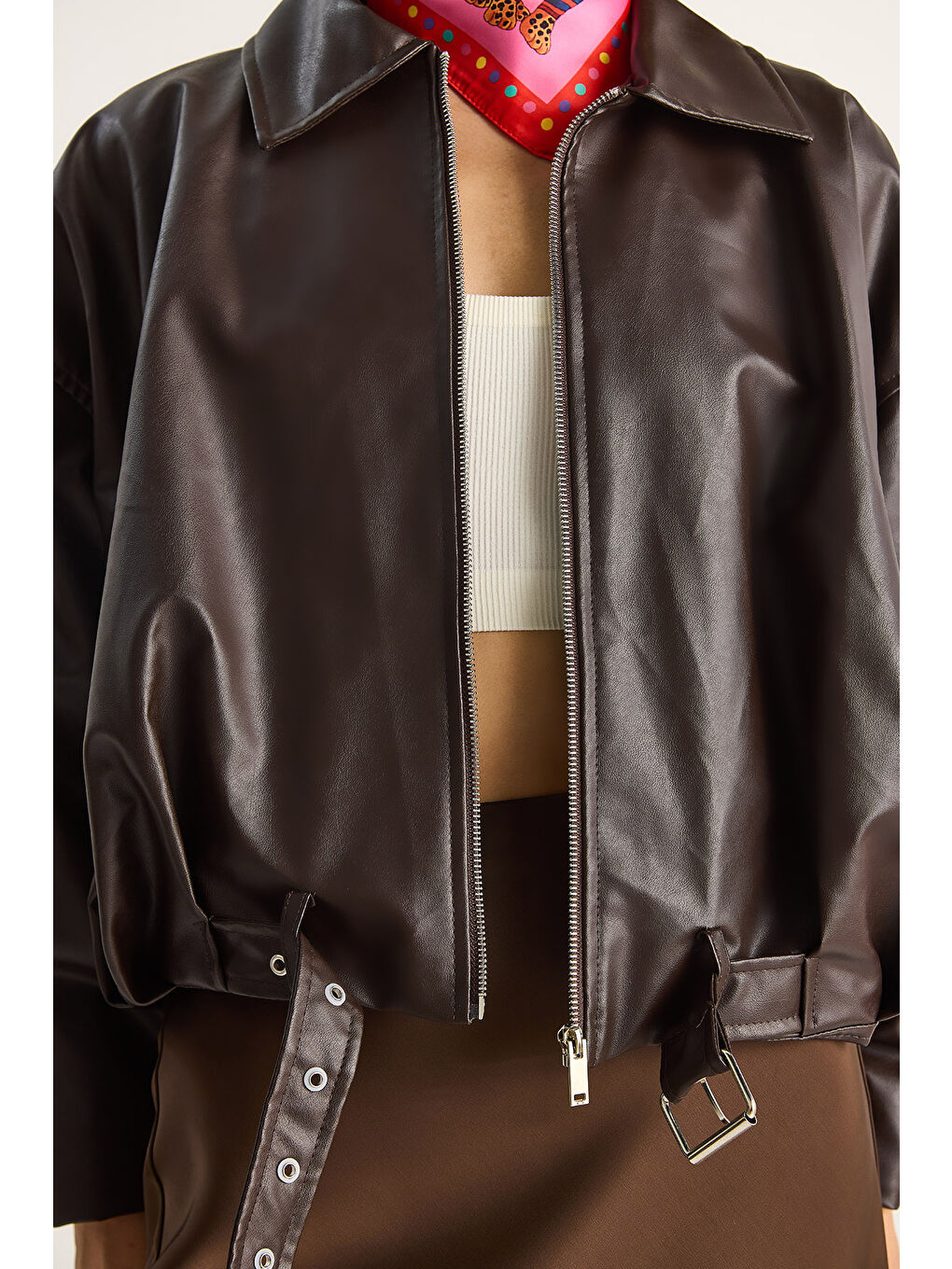 Kahverengi Kadın Oversize Tokalı Deri Ceket-5