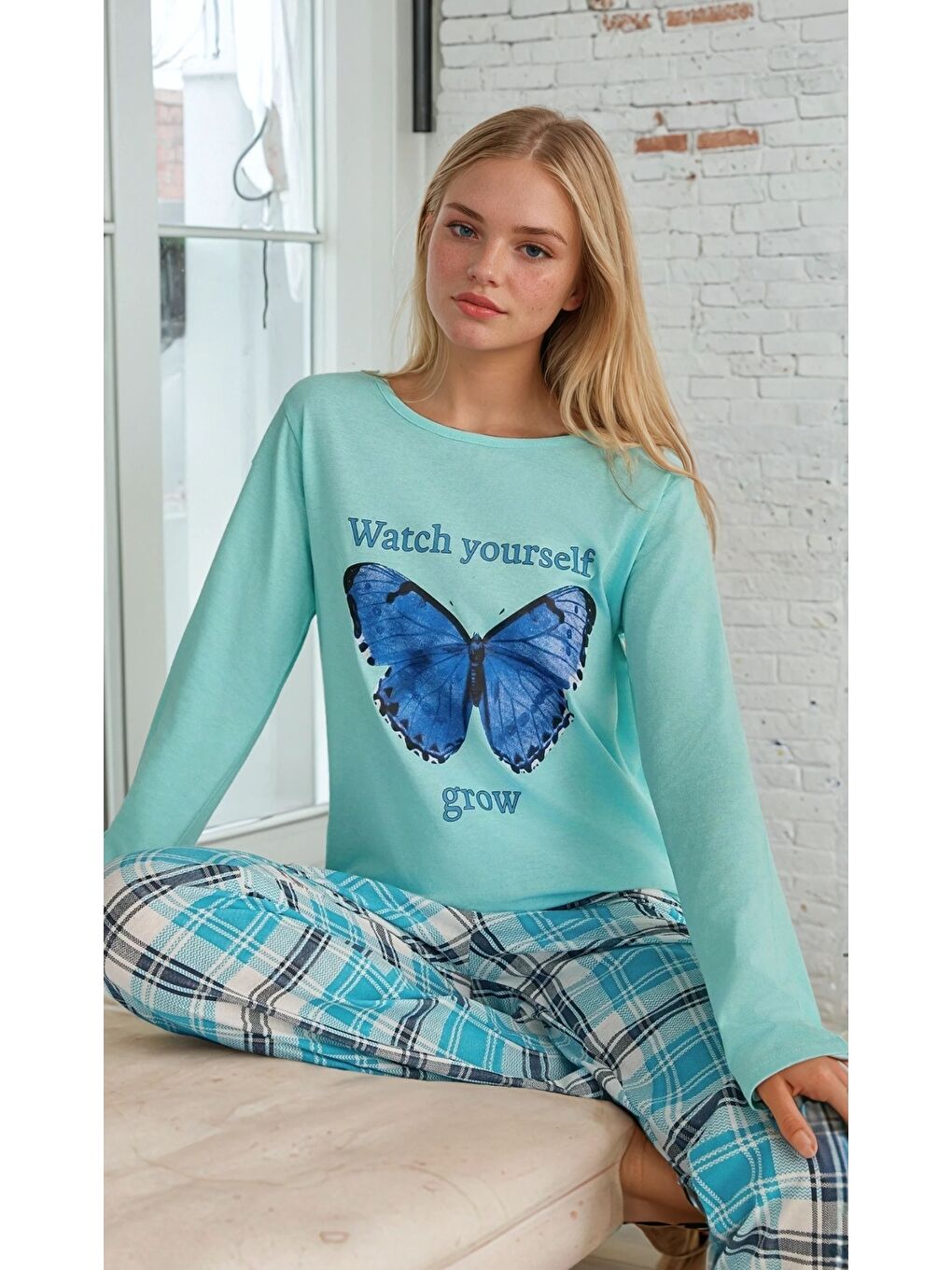 Yeşil Ekose Desen Kelebek Baskılı Uzun Kol Pijama Takımı-1