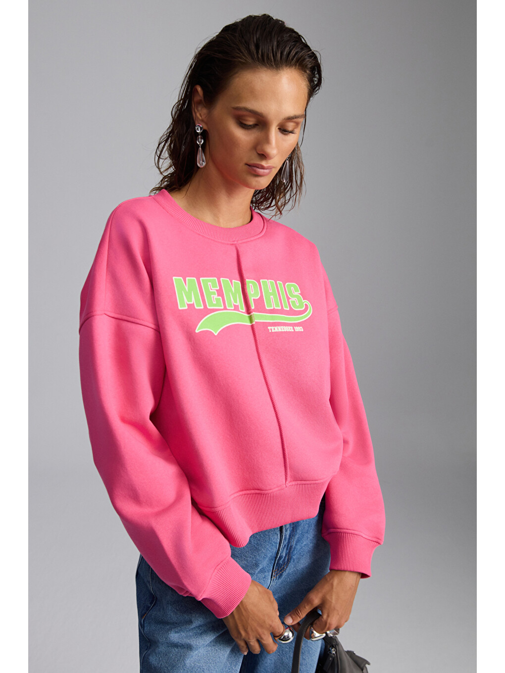 Daleska Kadın Organik Pamuklu Yumuşacık Önü Kesikli Baskılı Yuvarlak Yaka Pembe Sweatshirt-1