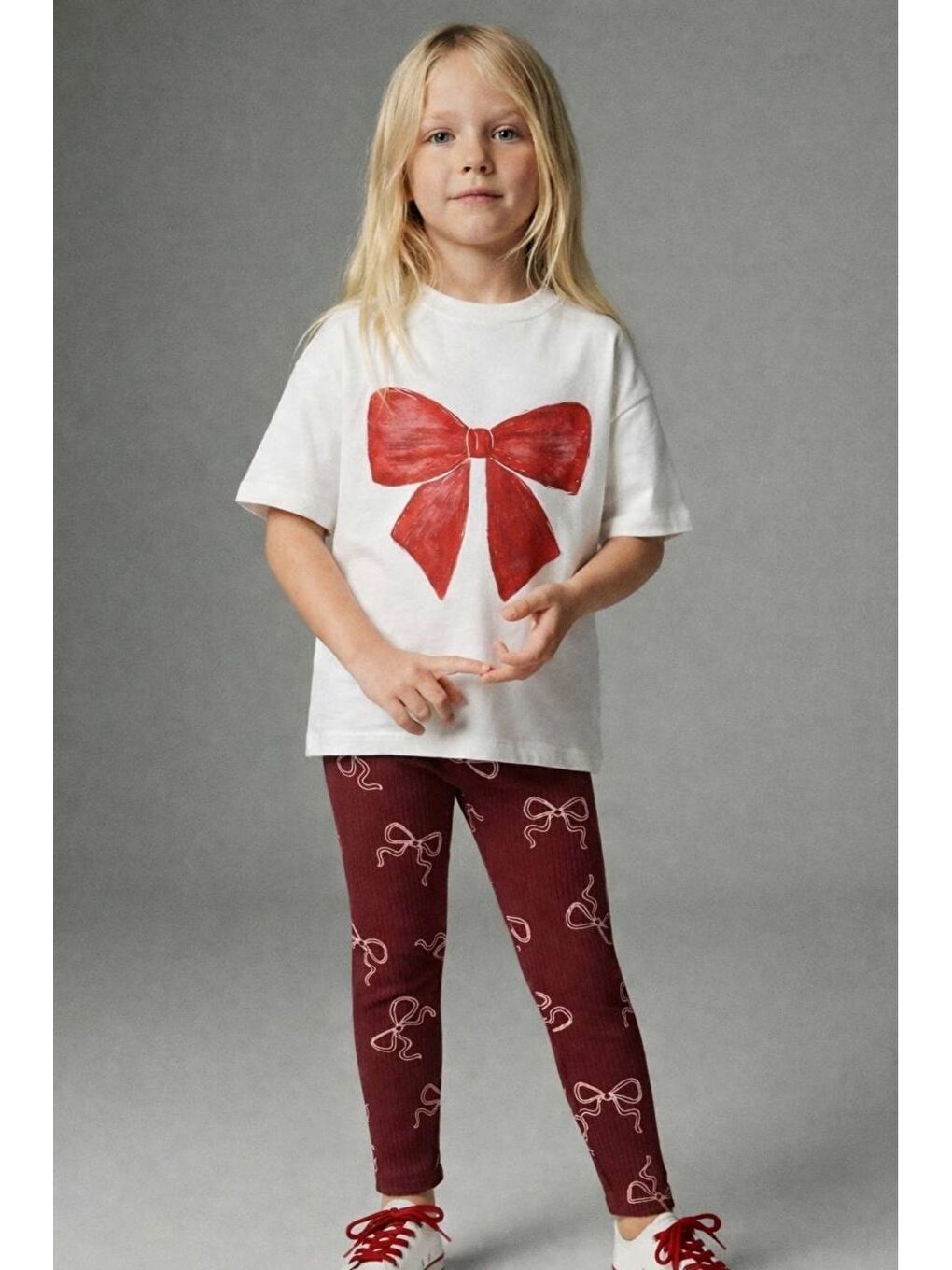 Kırmızı Fiyon Baskılı Kız Çocuk Tayt Takım – Fiyonk Desenli Tasarım