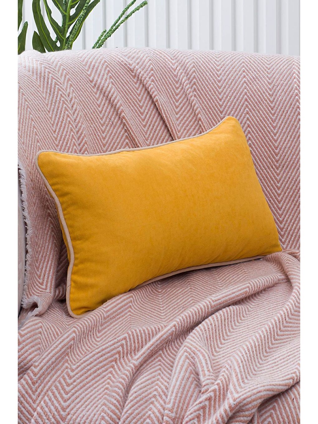 Bej Panbiy Süet Dokulu Düz Punch (panç) İçin Uygun Krem Biyeli Sarı Dekoratif Kırlent Kılıfı-1