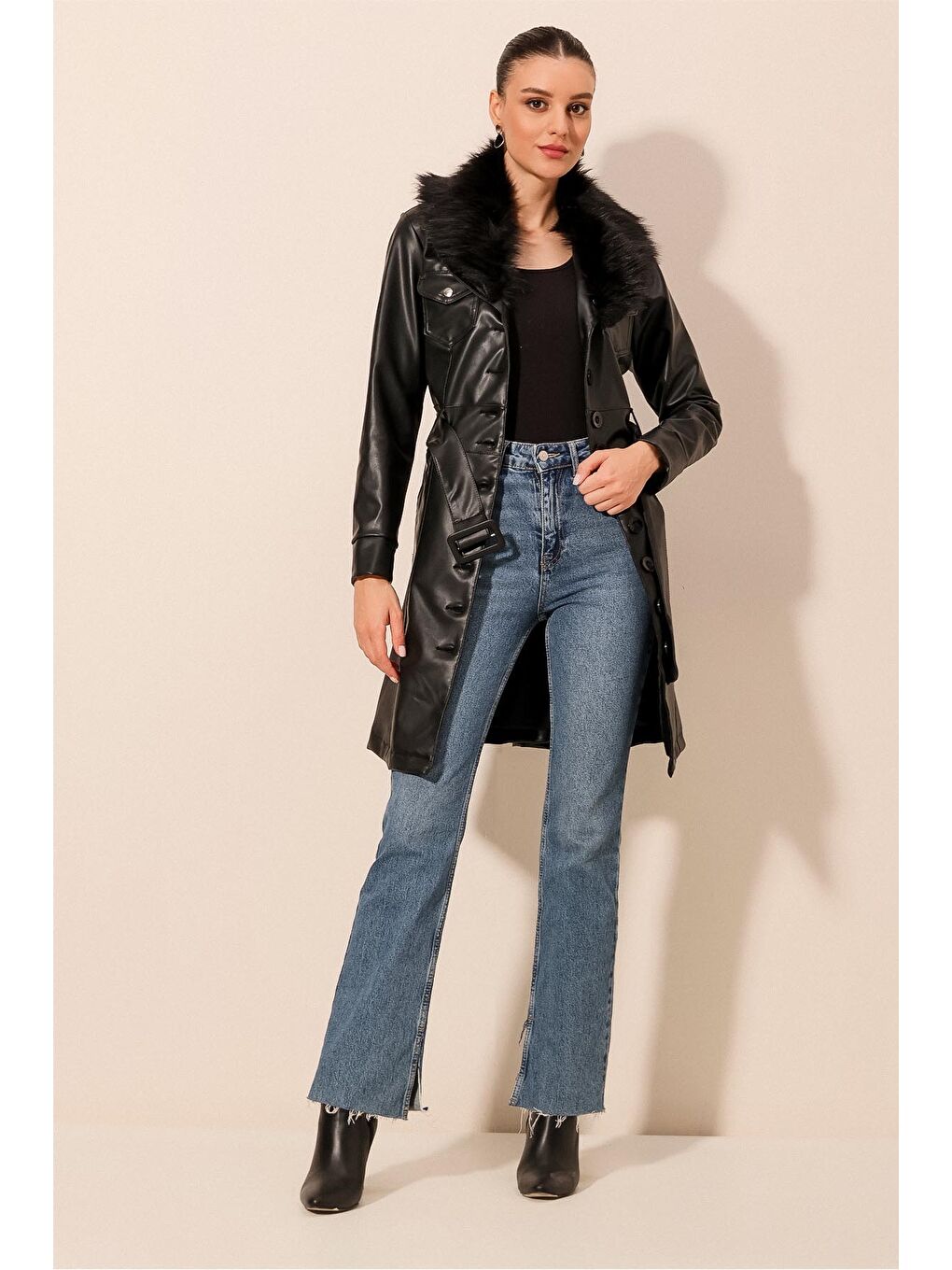 Kadın Yakası Kürklü Deri Kaban 1048 - Siyah-1